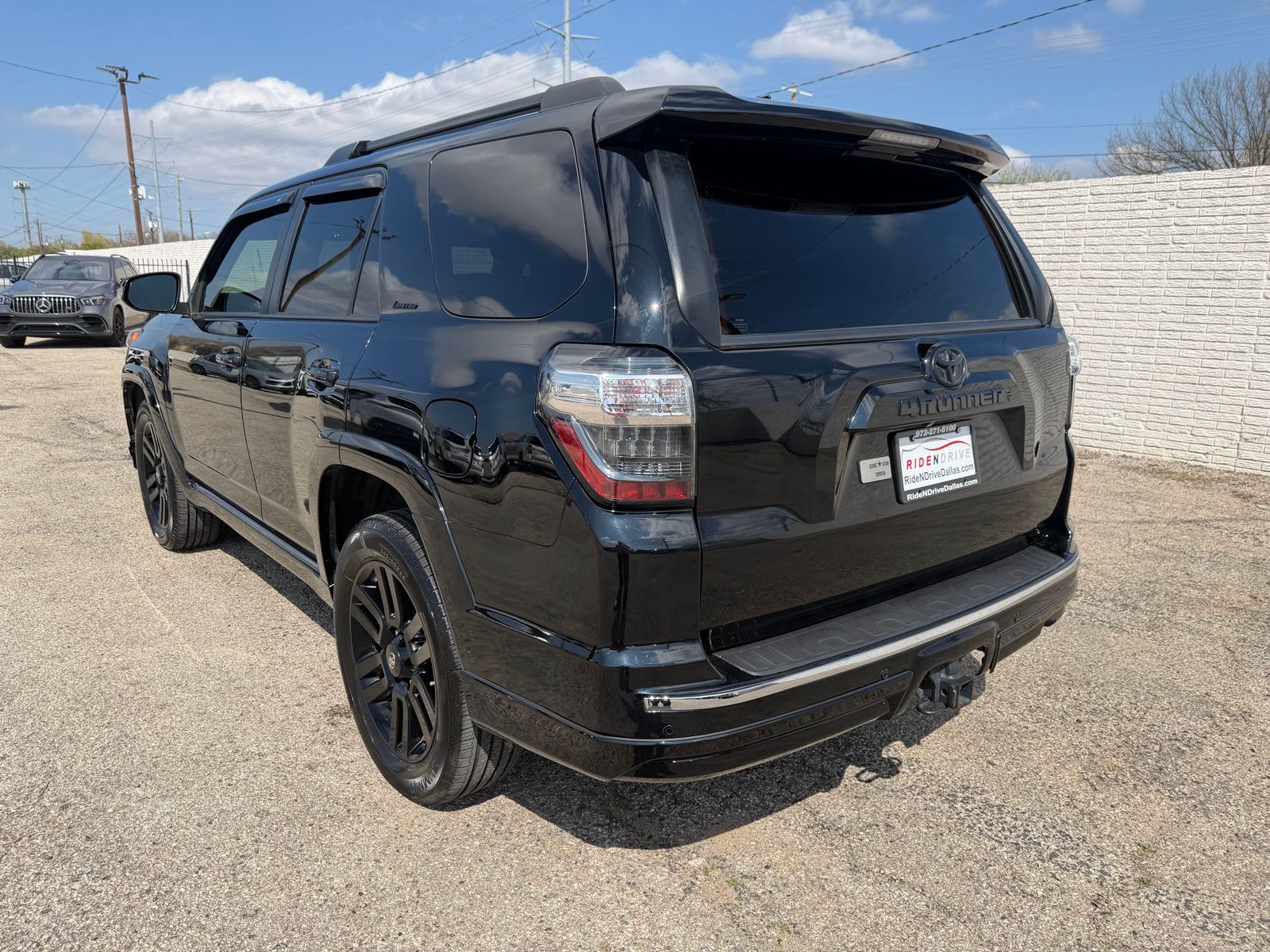 2020 Toyota 4Runner thumbnail 5