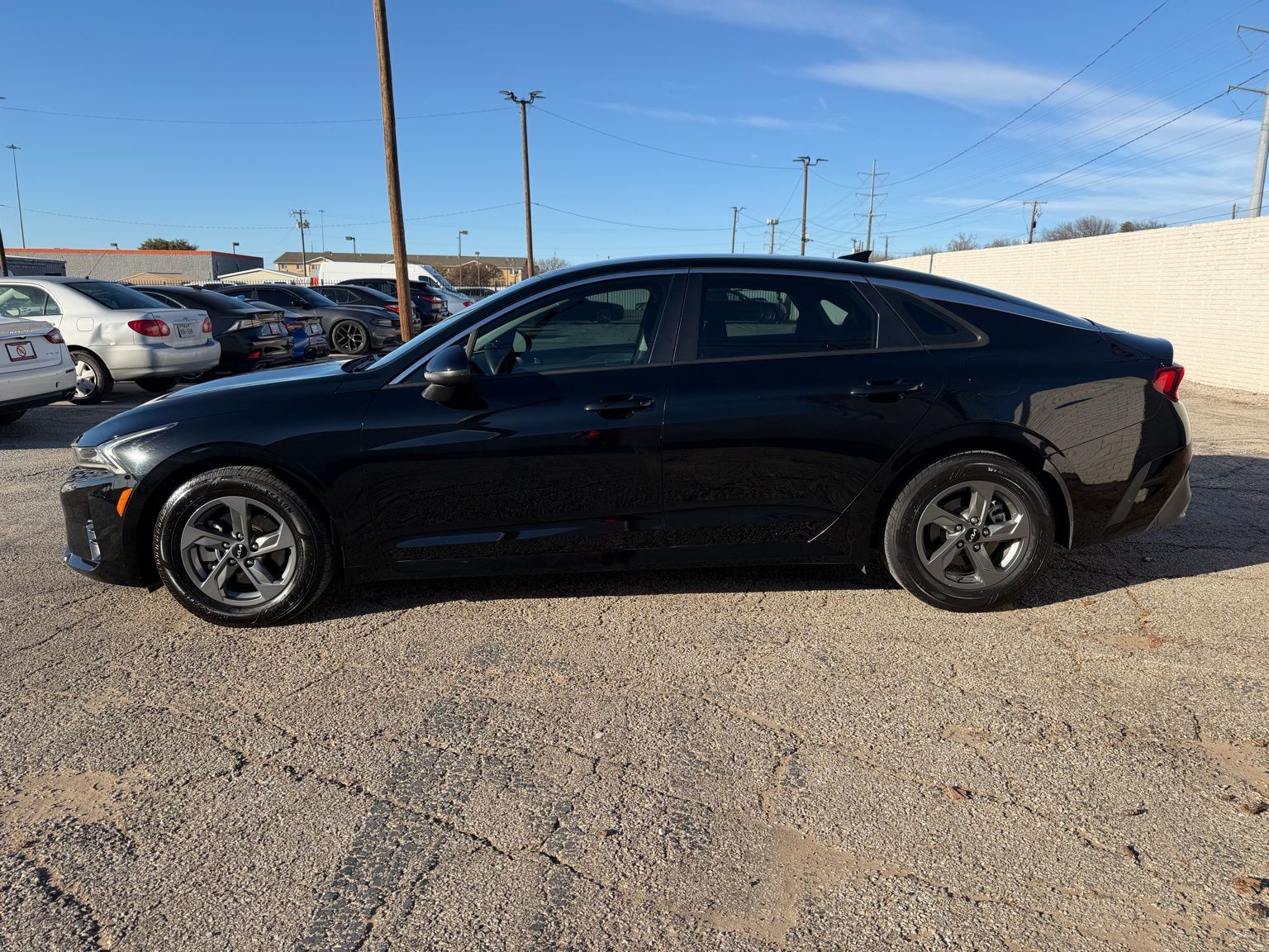 2022 Kia K5 - Image 3