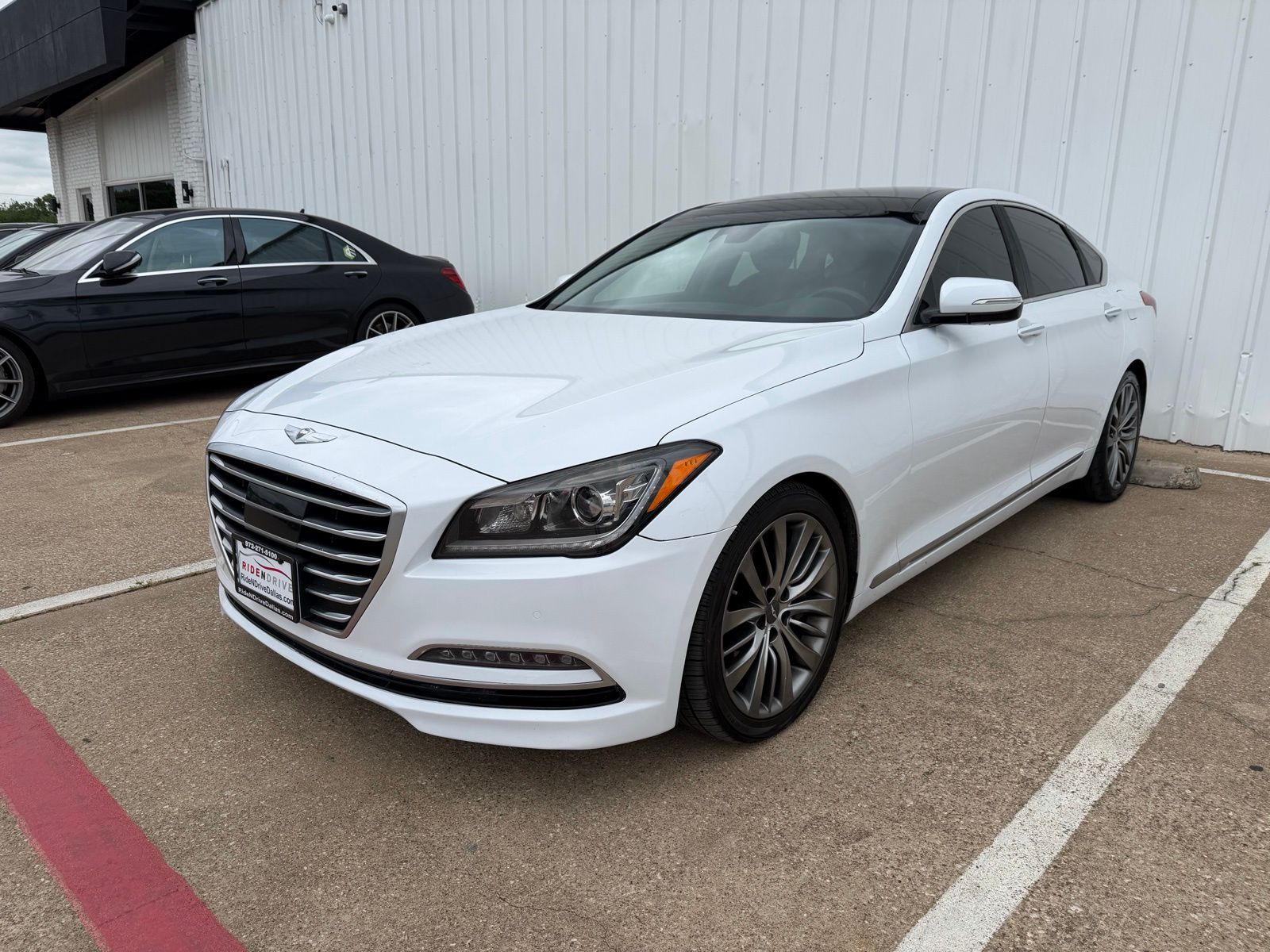 2015 Hyundai Genesis Base