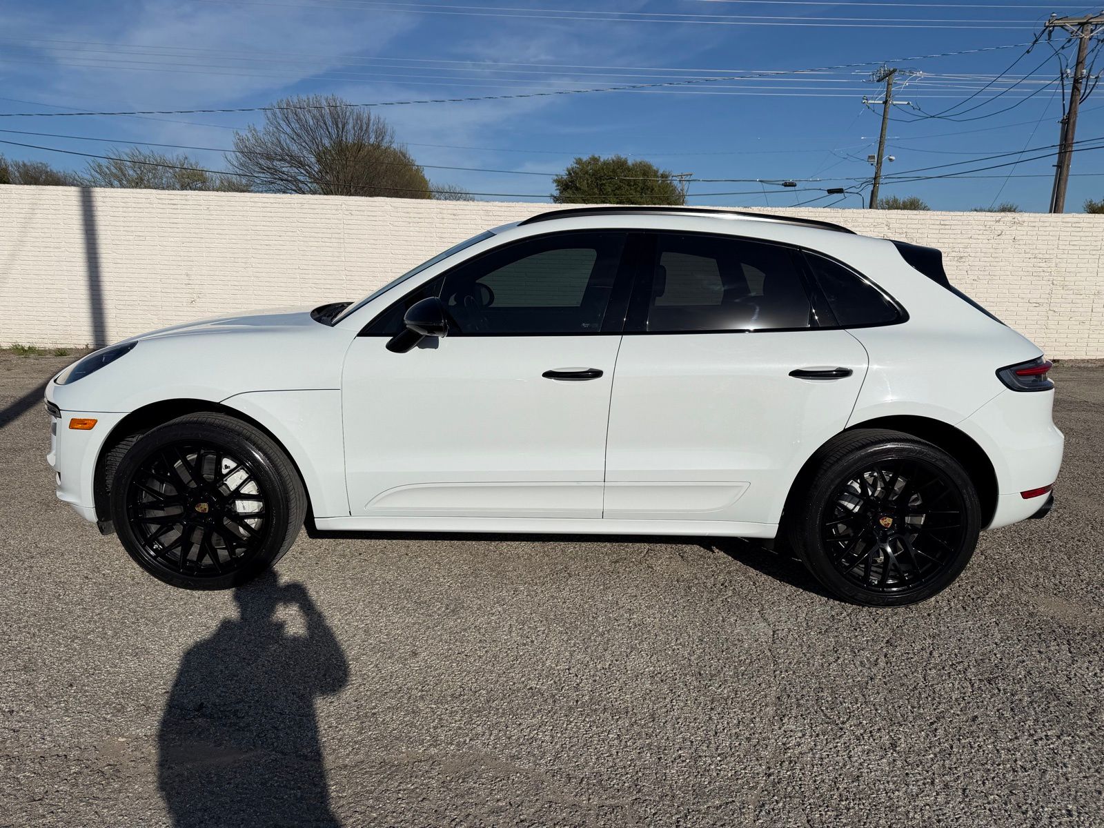 2021 Porsche Macan - Image 3