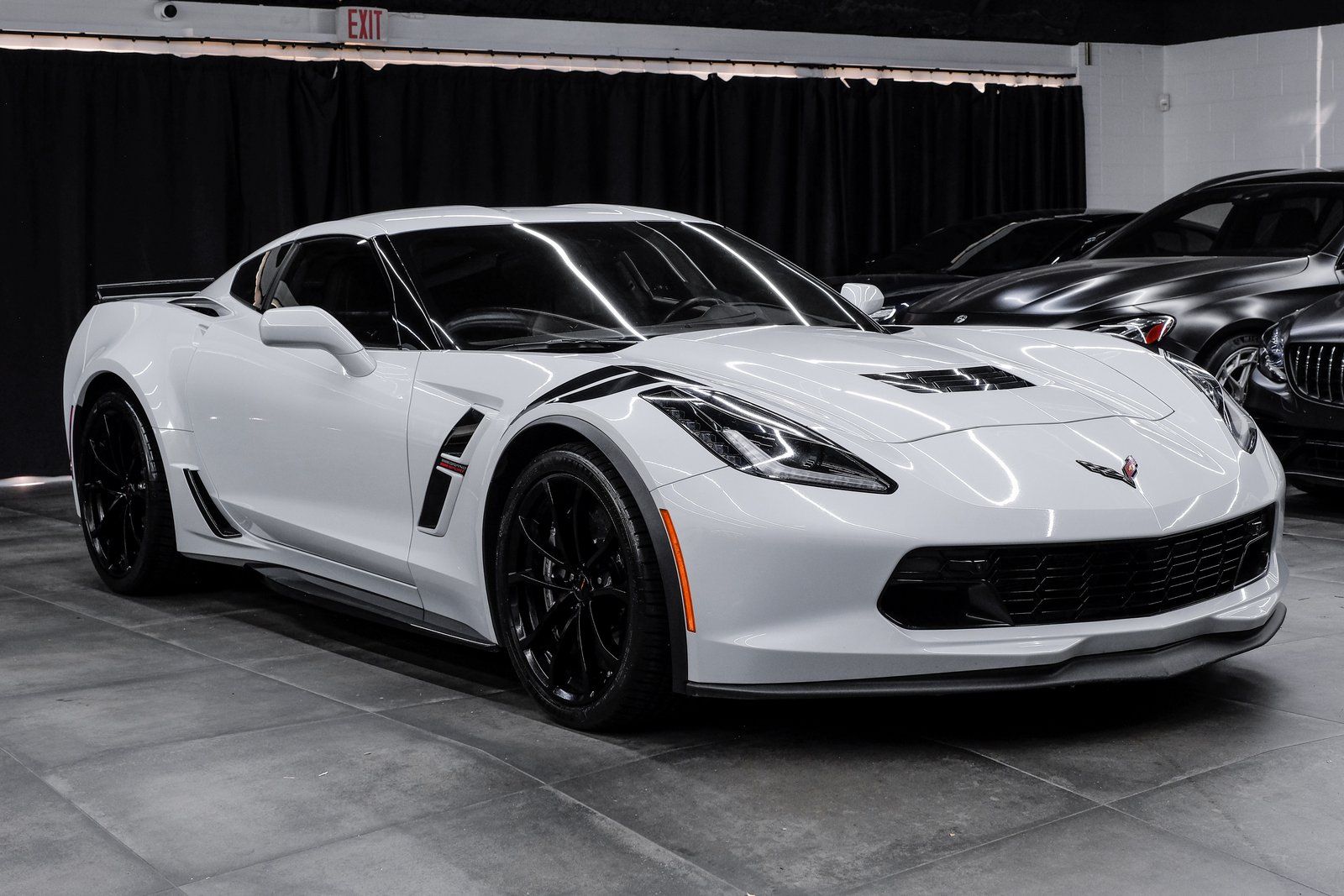 2018 Chevrolet Corvette 3LT - Photo 9