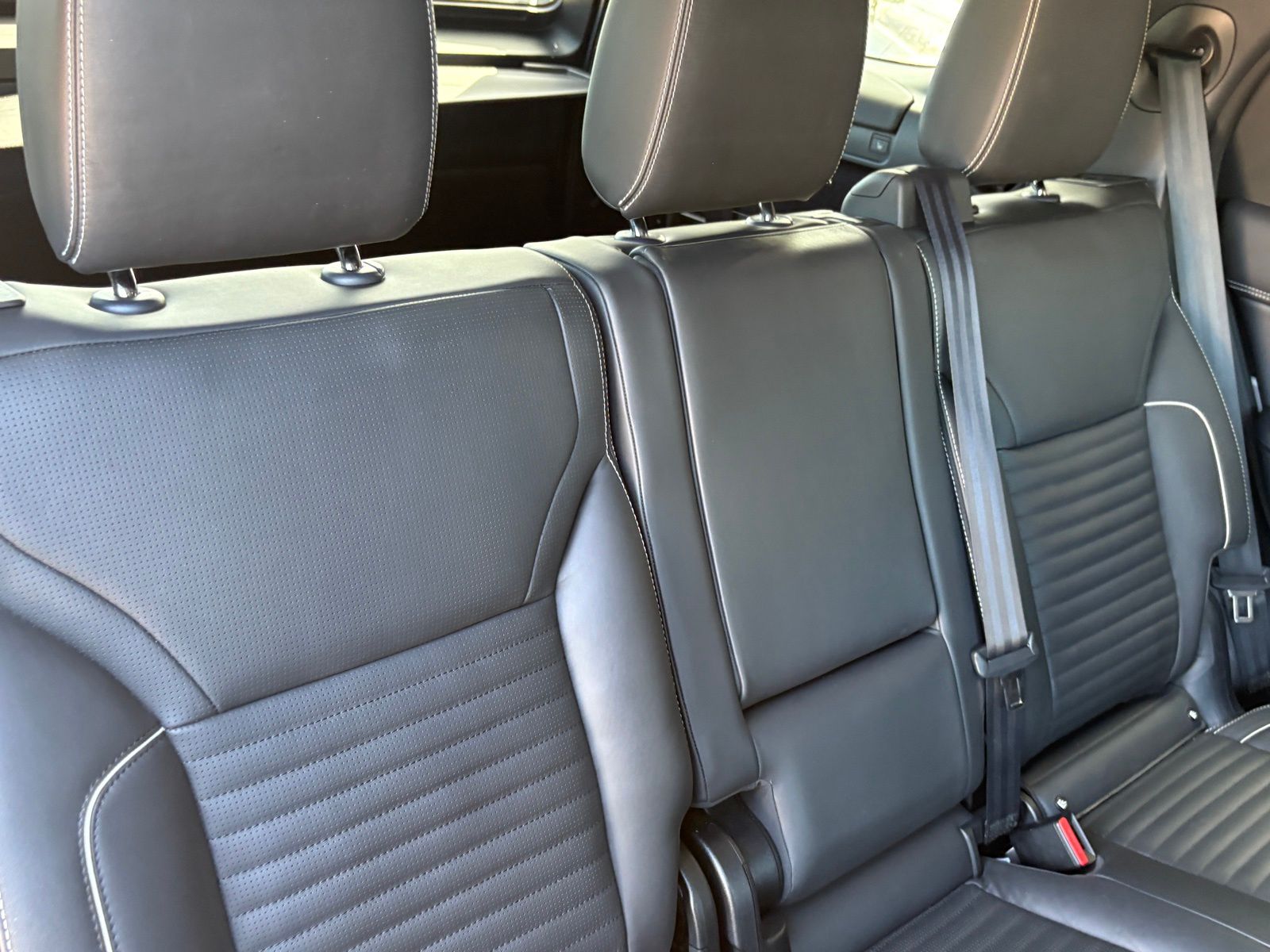2024 Land Rover Discovery Metropolitan Edition - Photo 43