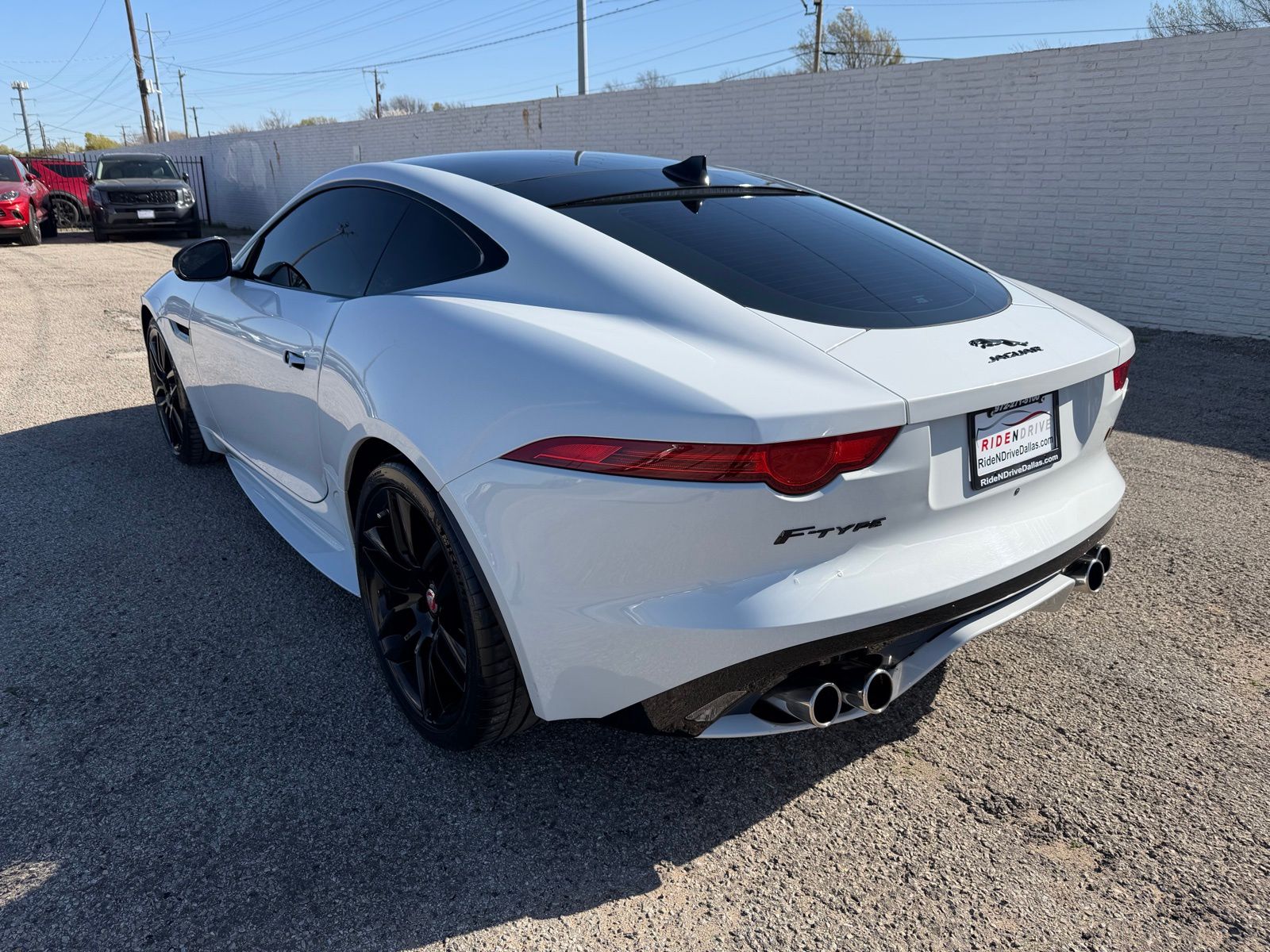 2016 Jaguar F-TYPE thumbnail 5