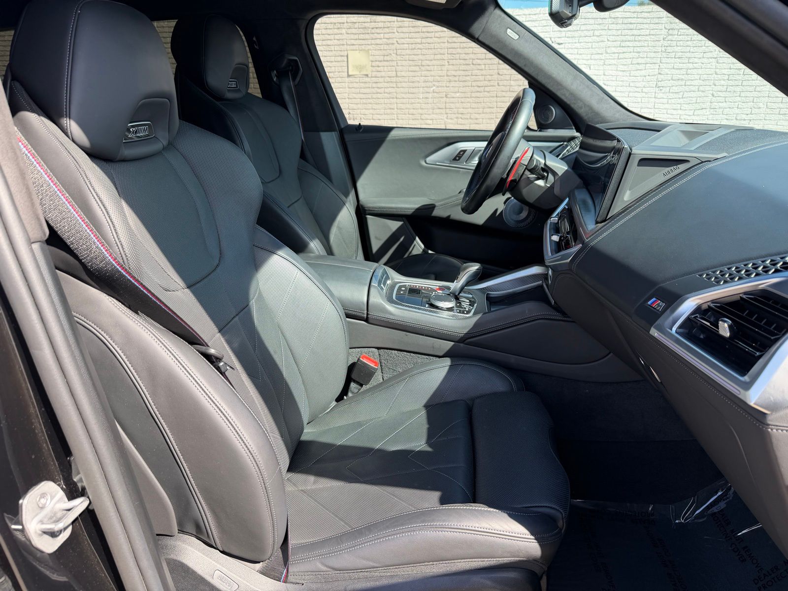 2024 BMW XM thumbnail 25