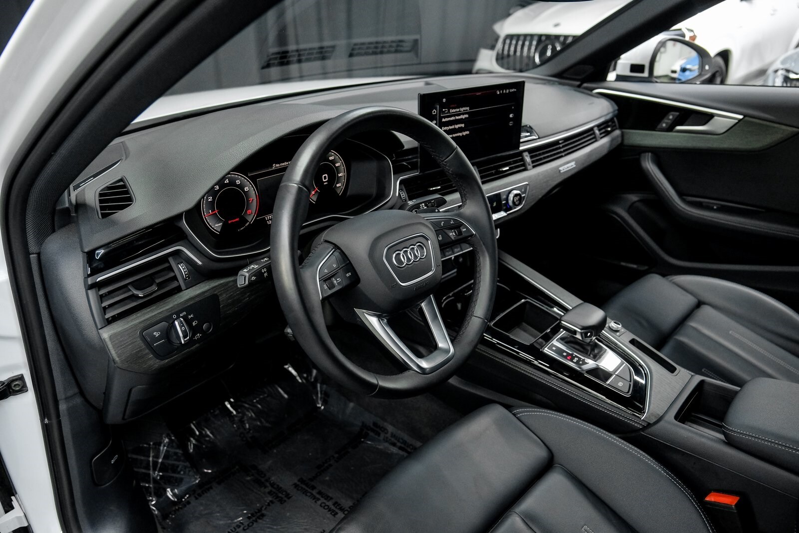 2024 Audi A4 45 S line Premium Plus photo 3