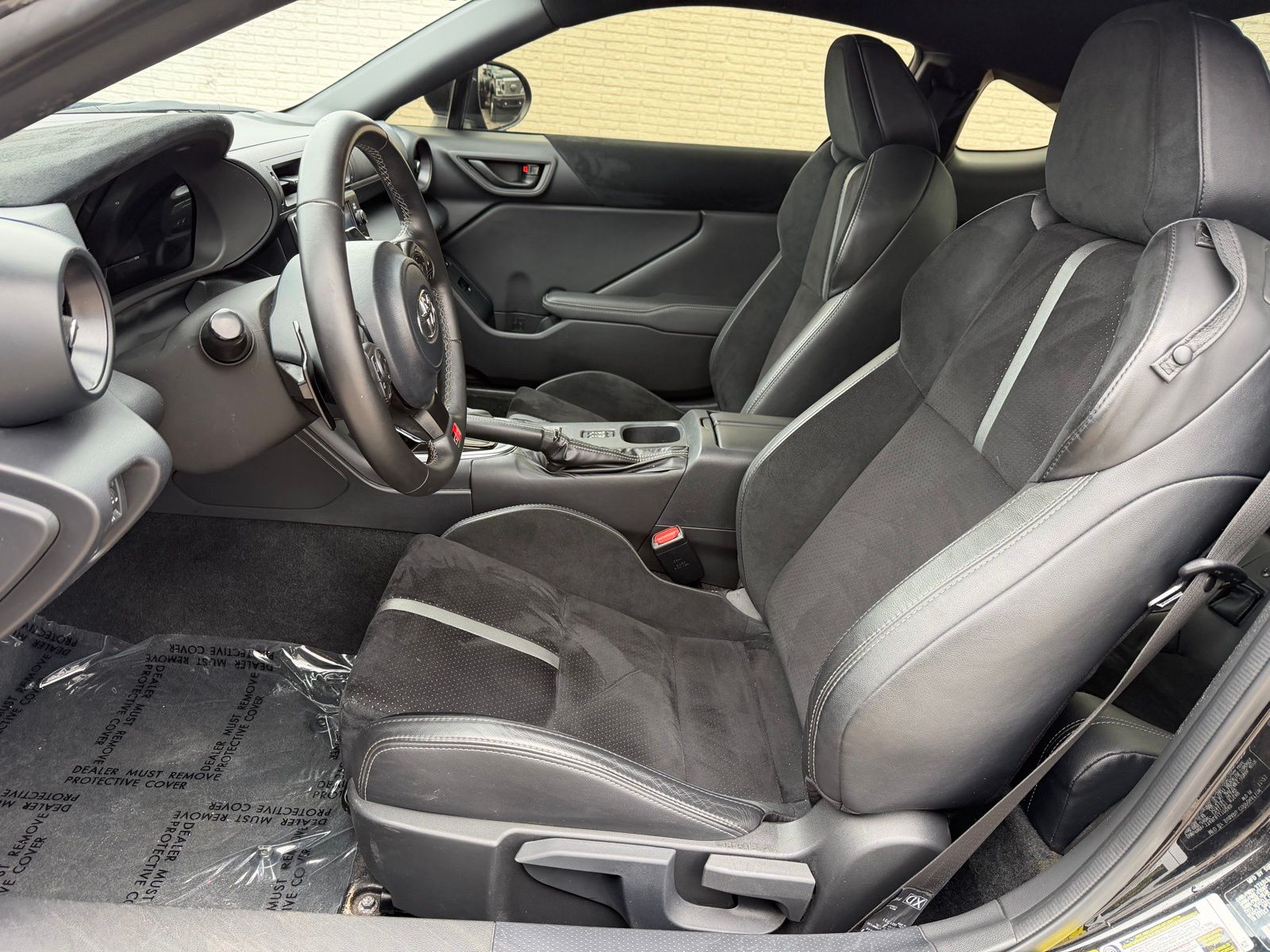 2023 Toyota GR86 thumbnail 21