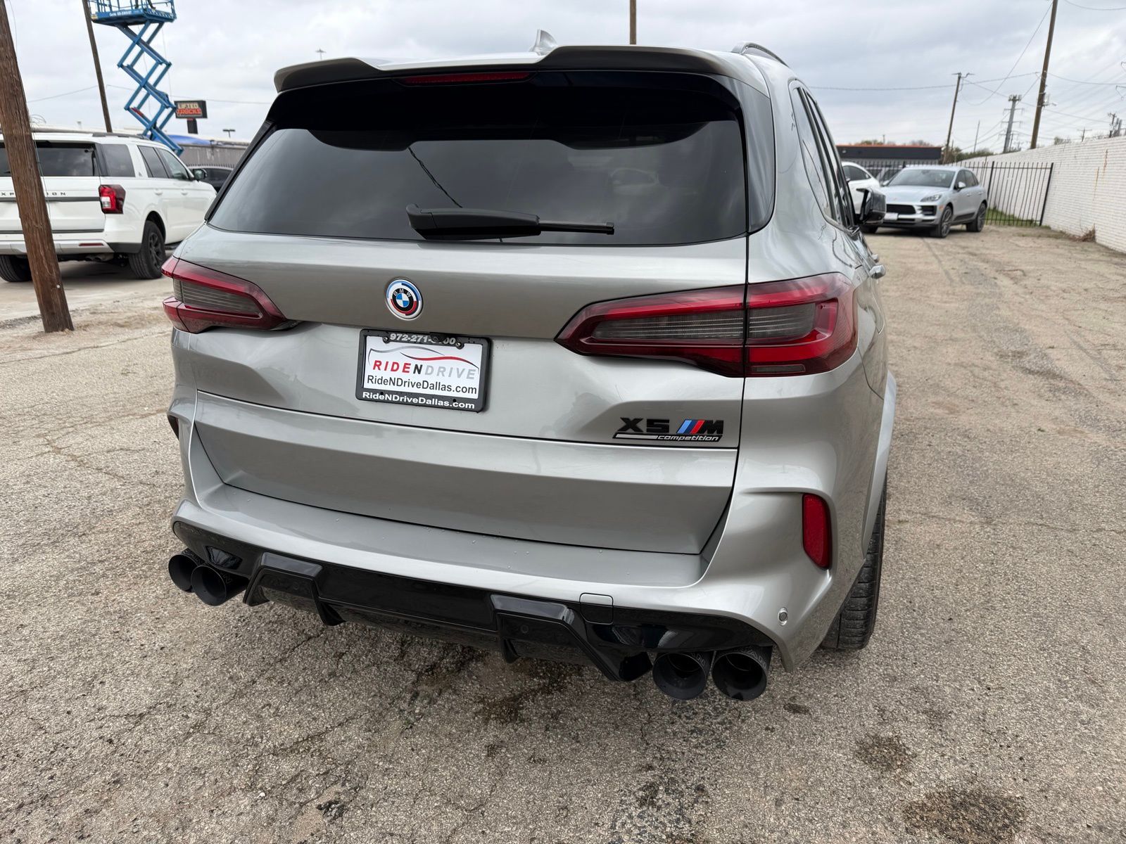 2022 BMW X5 M thumbnail 7