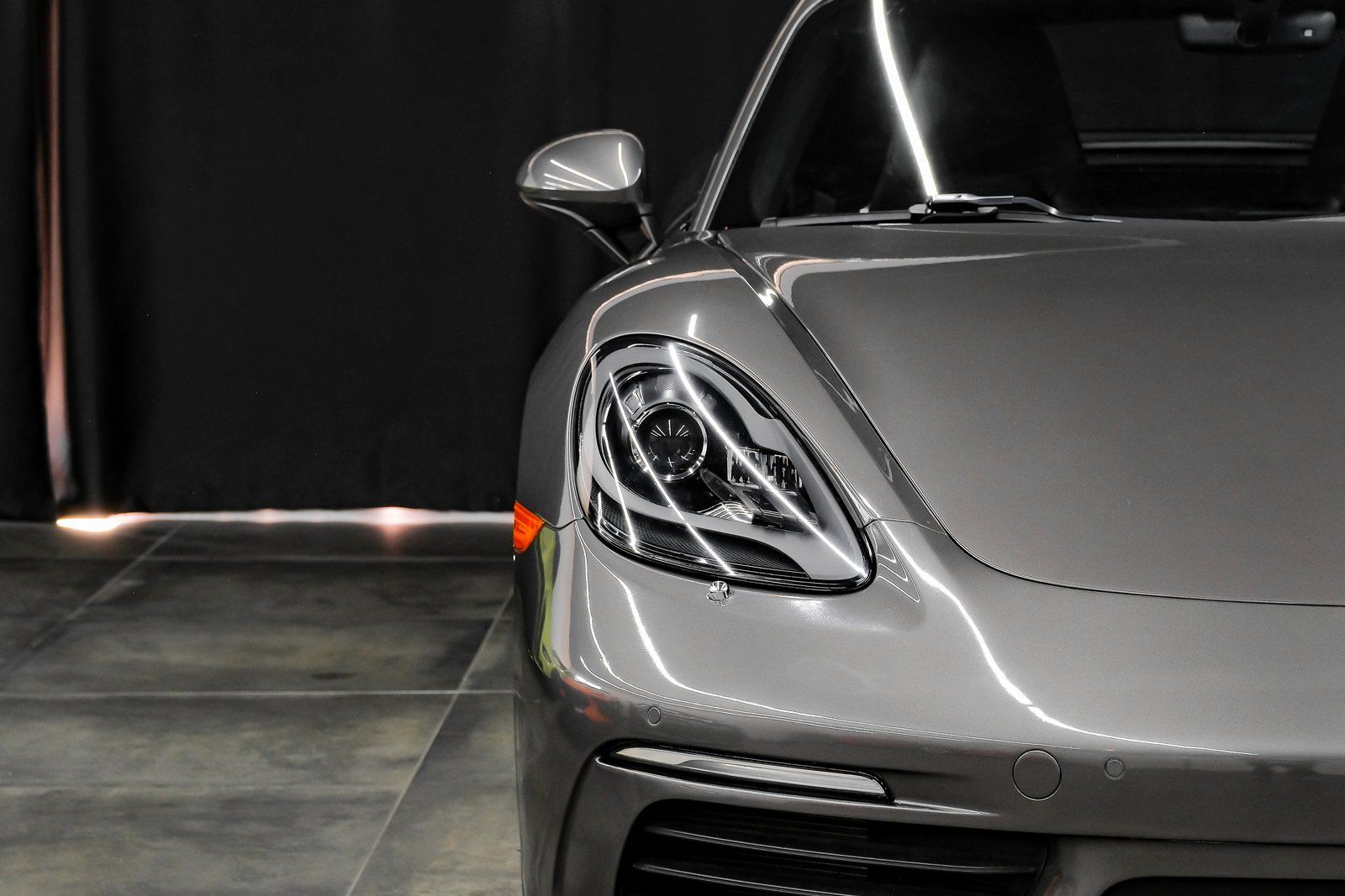 2022 Porsche 718 Cayman thumbnail 46