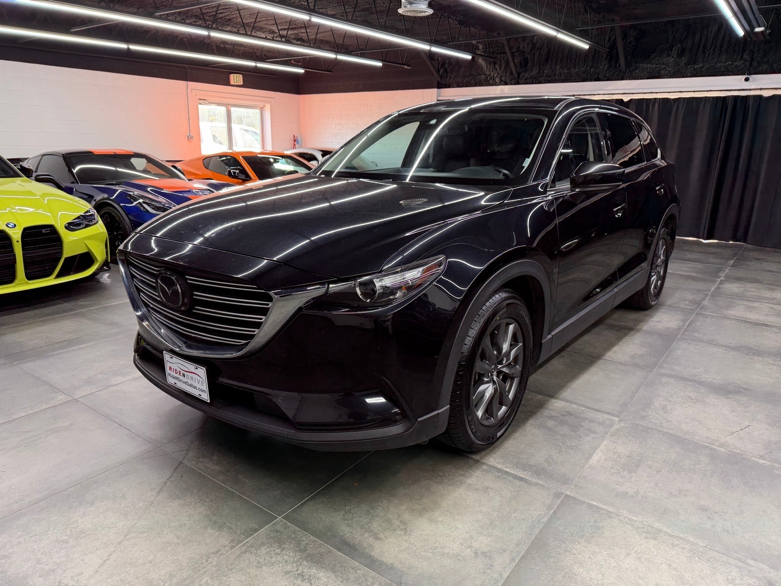 2023 Mazda CX-9 Touring's photo