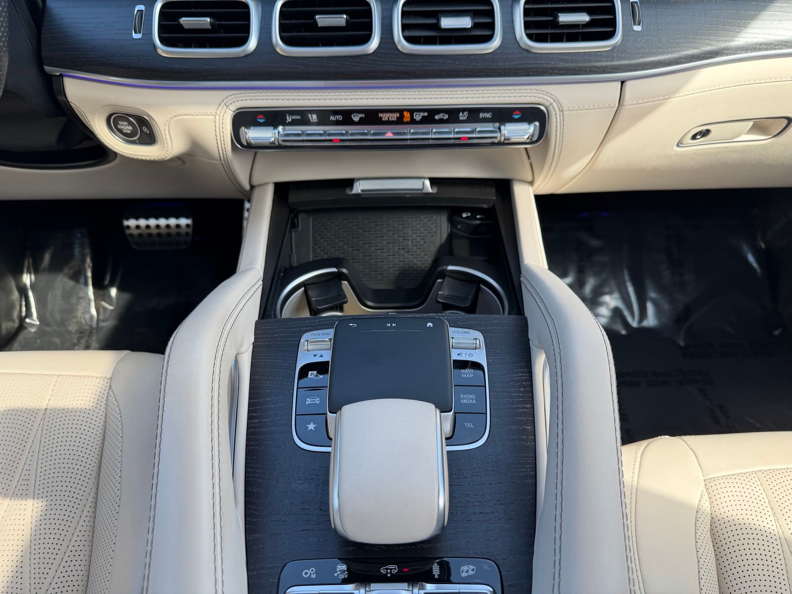 2022 Mercedes-Benz AMG GLE 63 thumbnail 17
