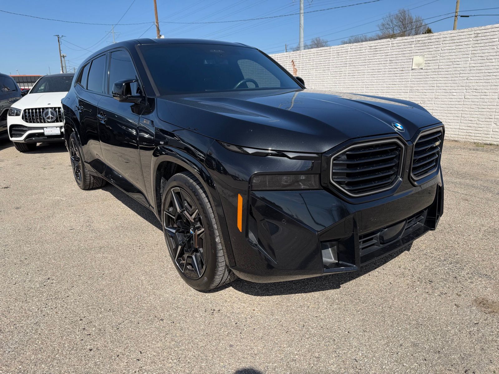 2024 BMW XM thumbnail 10