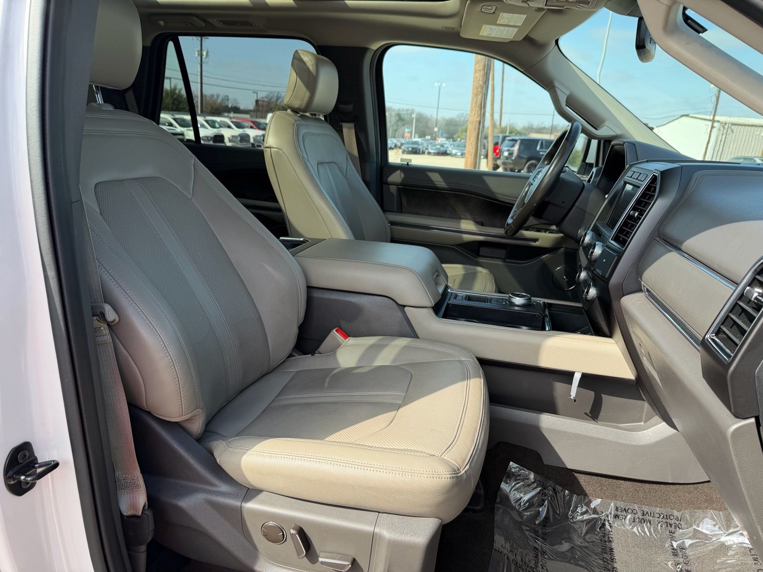 2019 Ford Expedition thumbnail 25