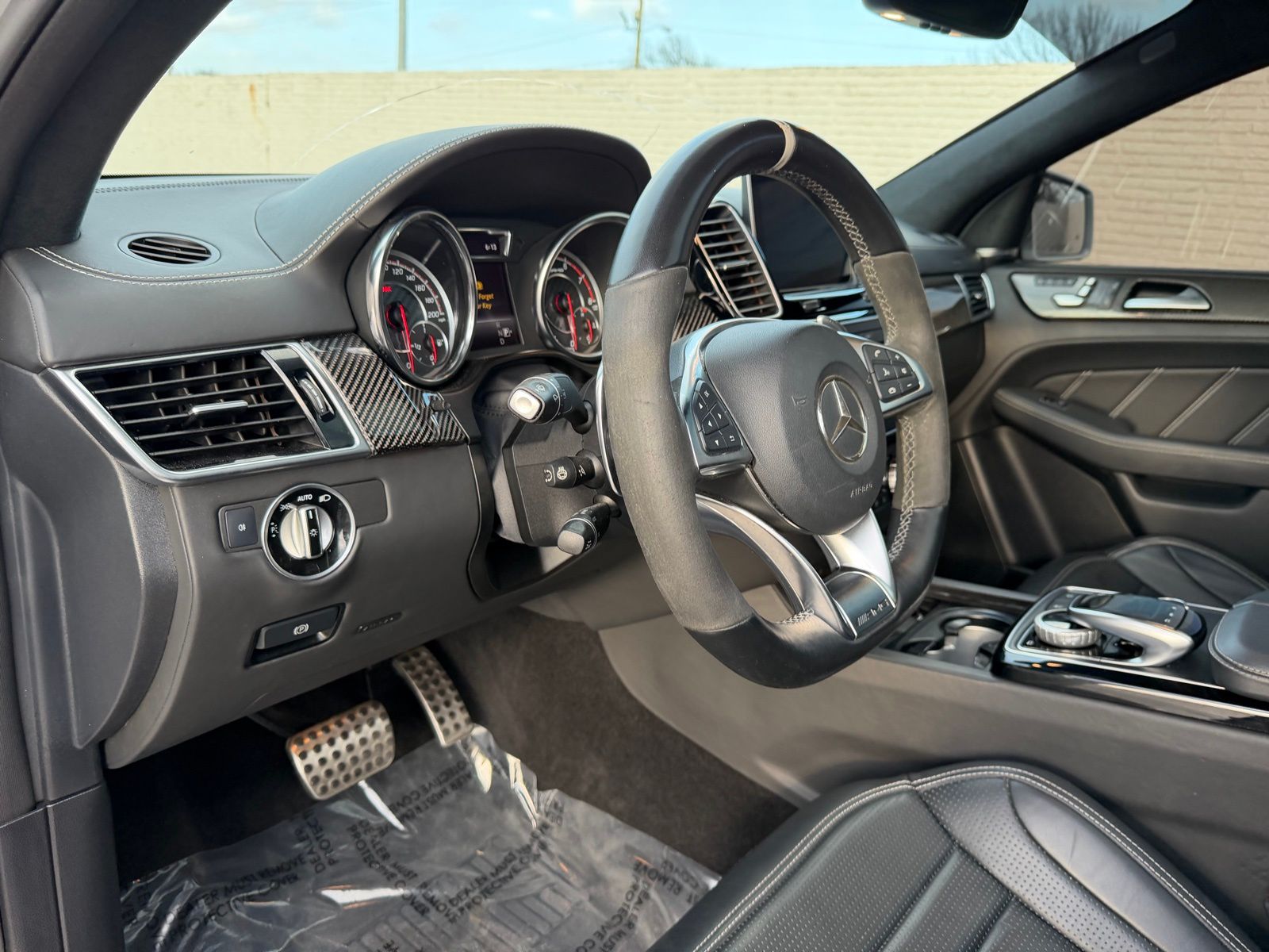 2019 Mercedes-Benz AMG GLE 63 thumbnail 18