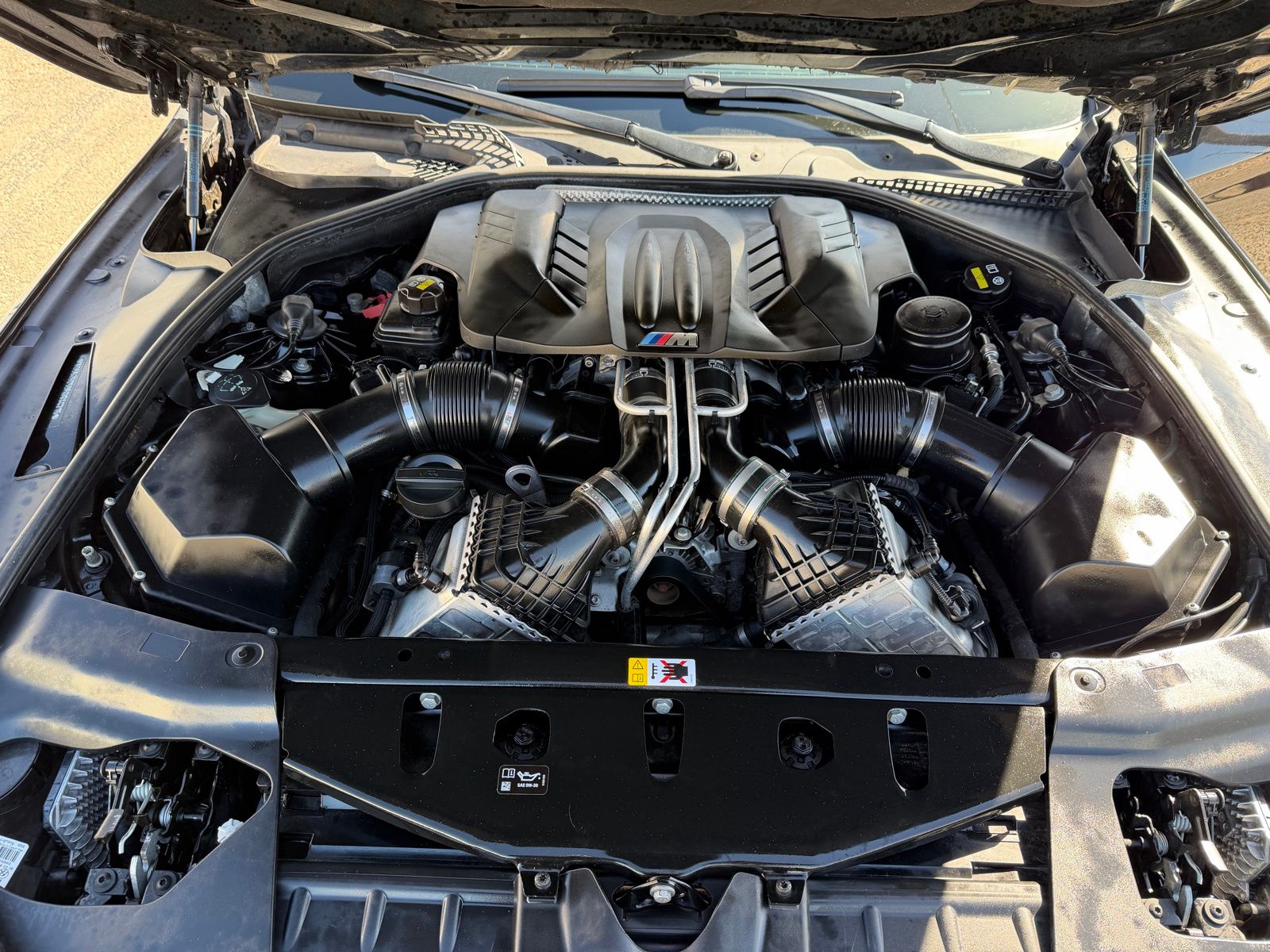 2017 BMW M6 thumbnail 27