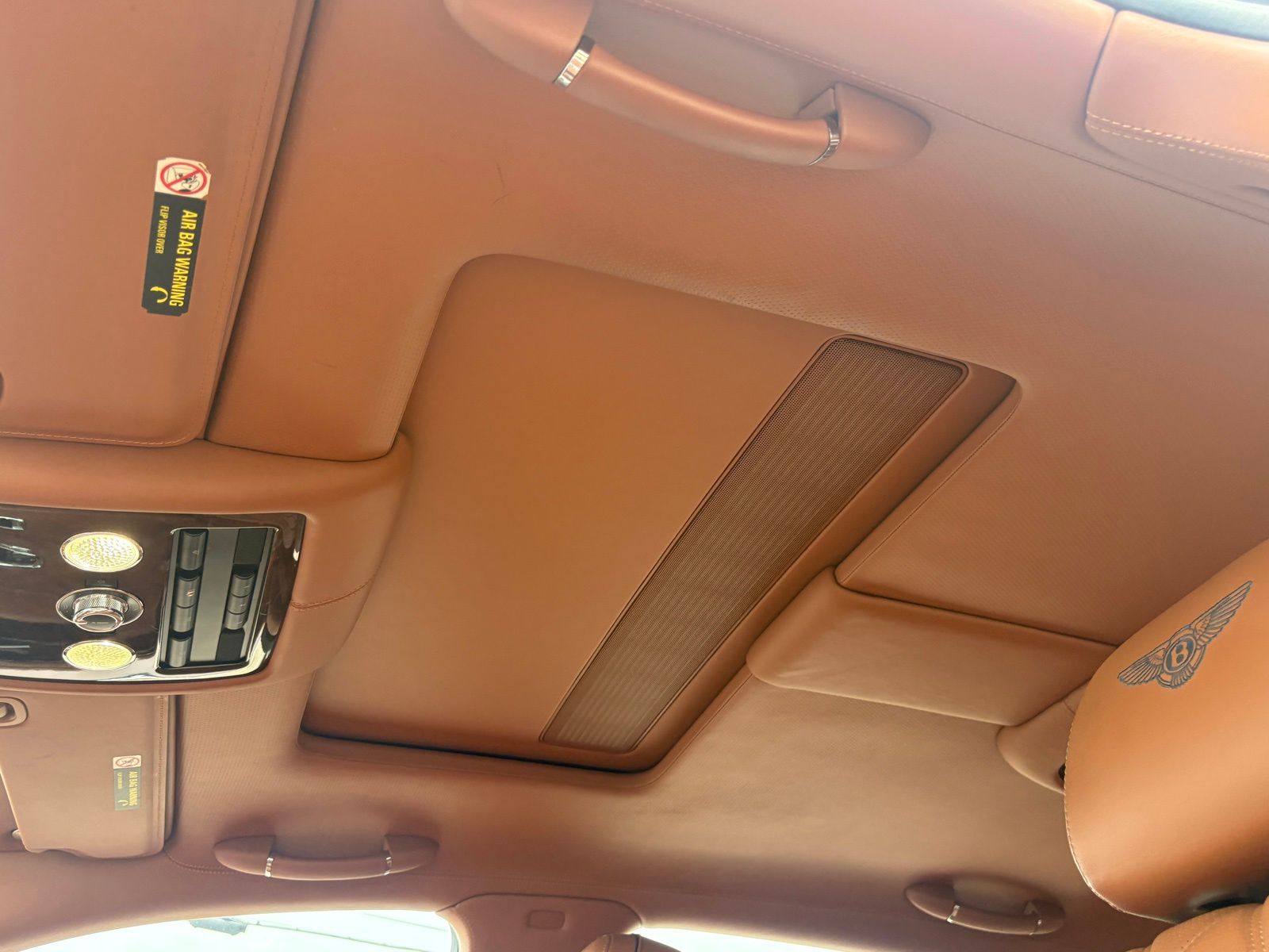 2016 Bentley Flying Spur thumbnail 37