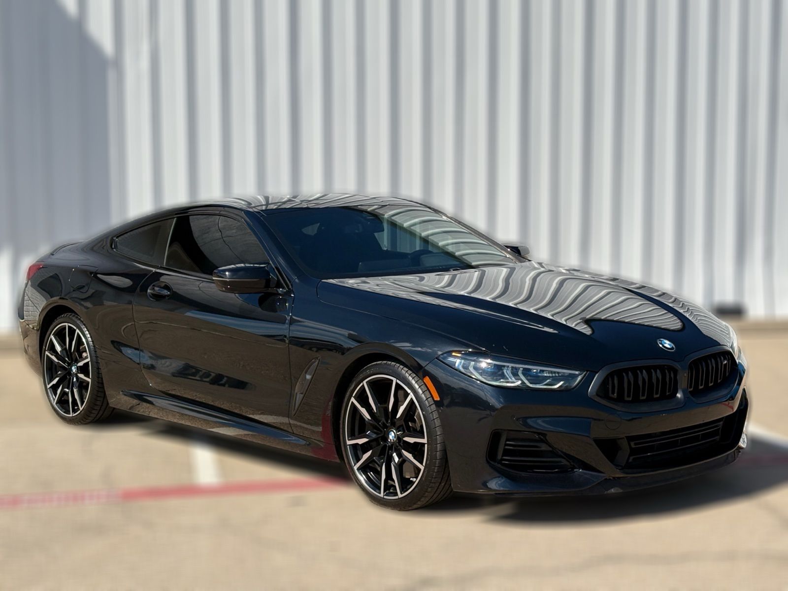 2023 BMW M850i thumbnail 6