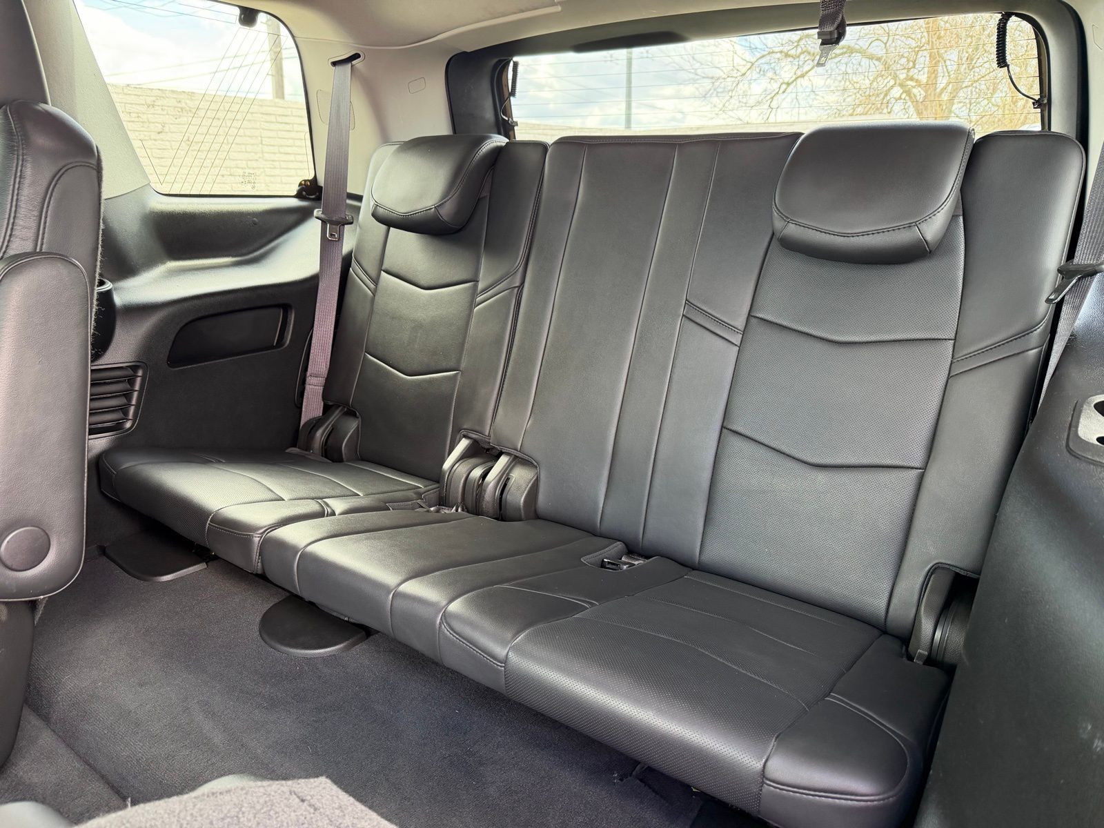 2017 CADILLAC Escalade thumbnail 24