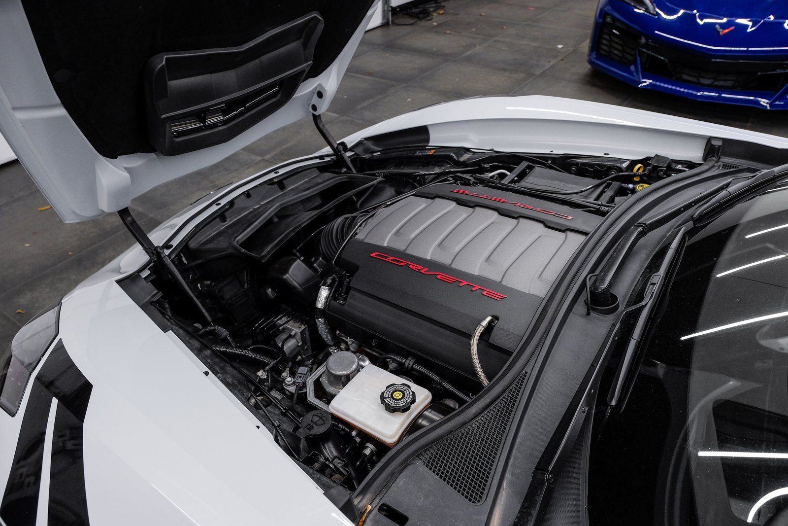 2018 Chevrolet Corvette 3LT - Photo 52