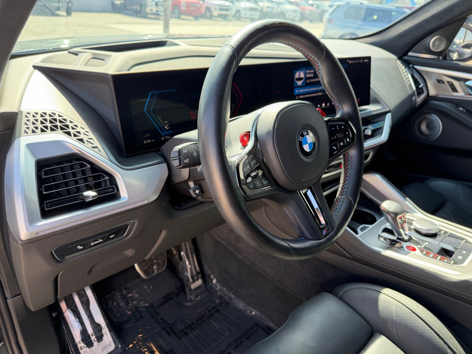 2024 BMW XM thumbnail 18