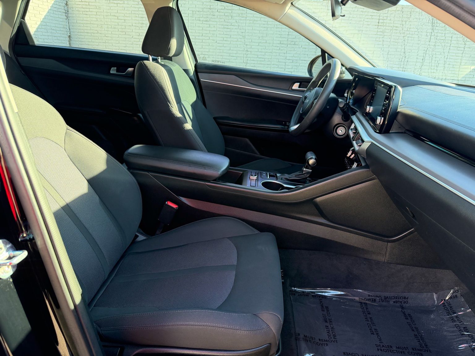 2022 Kia K5 thumbnail 23