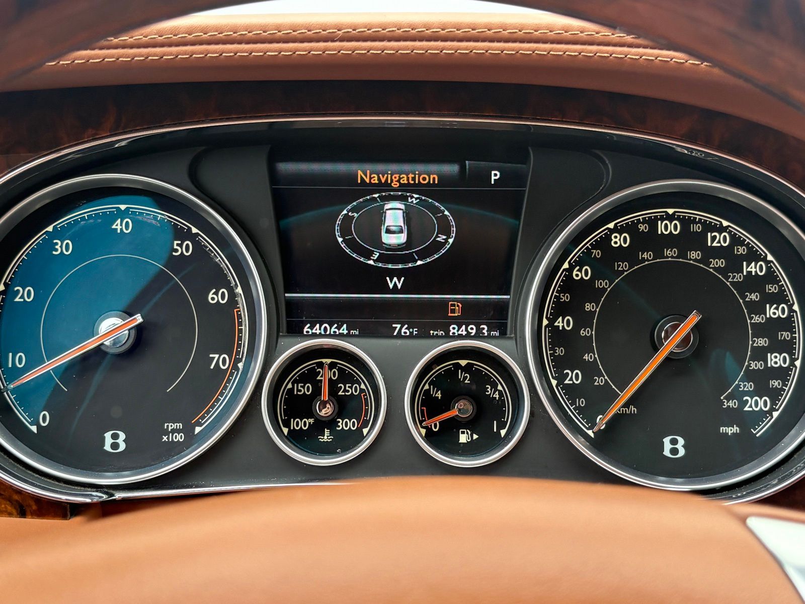 2016 Bentley Flying Spur thumbnail 18