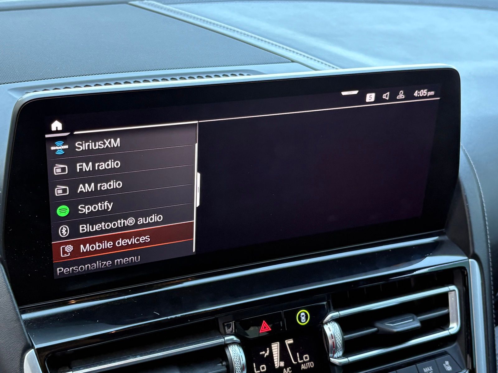 2023 BMW M850i thumbnail 24