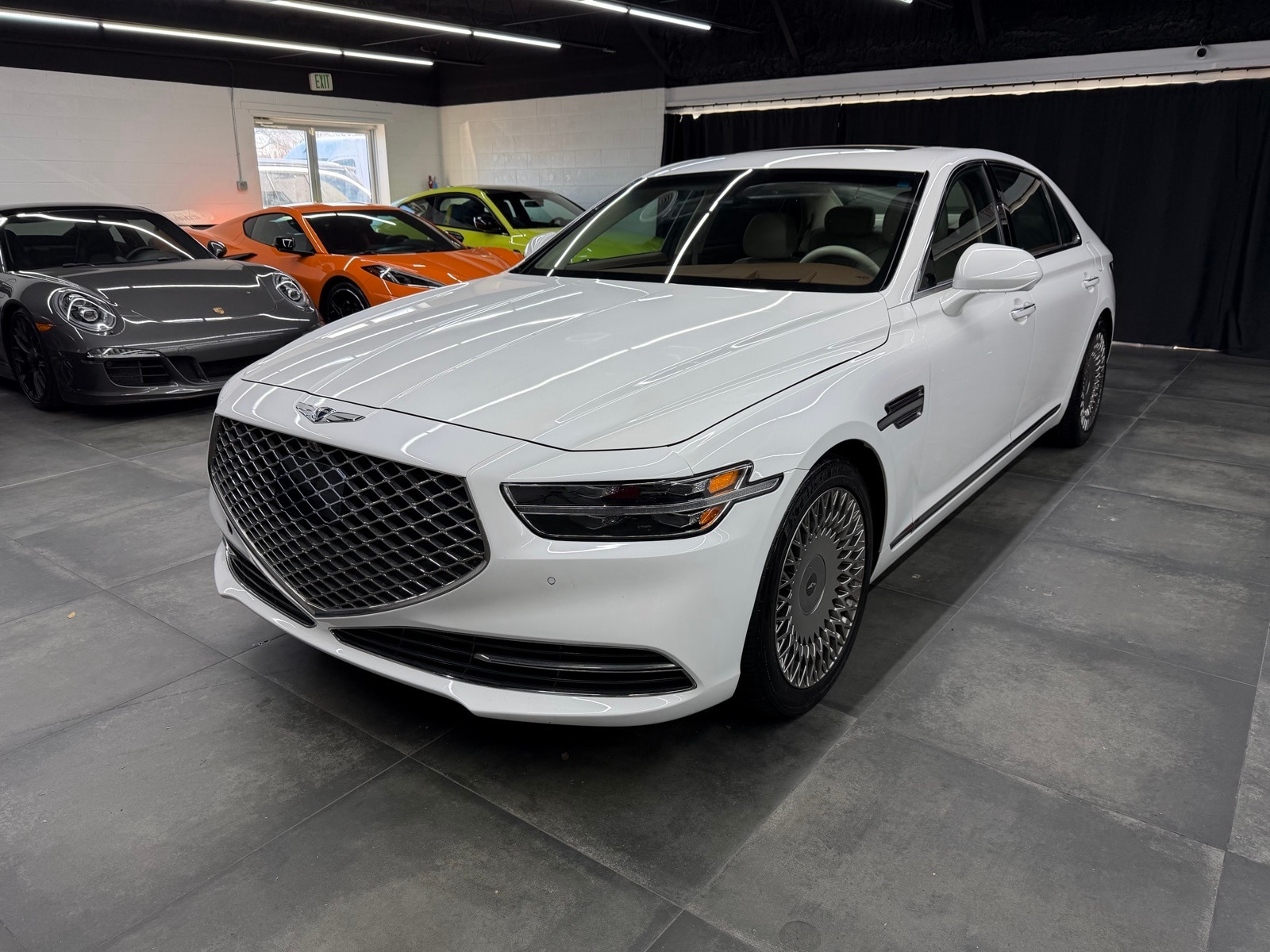 2021 GENESIS G90 Ultimate's photo