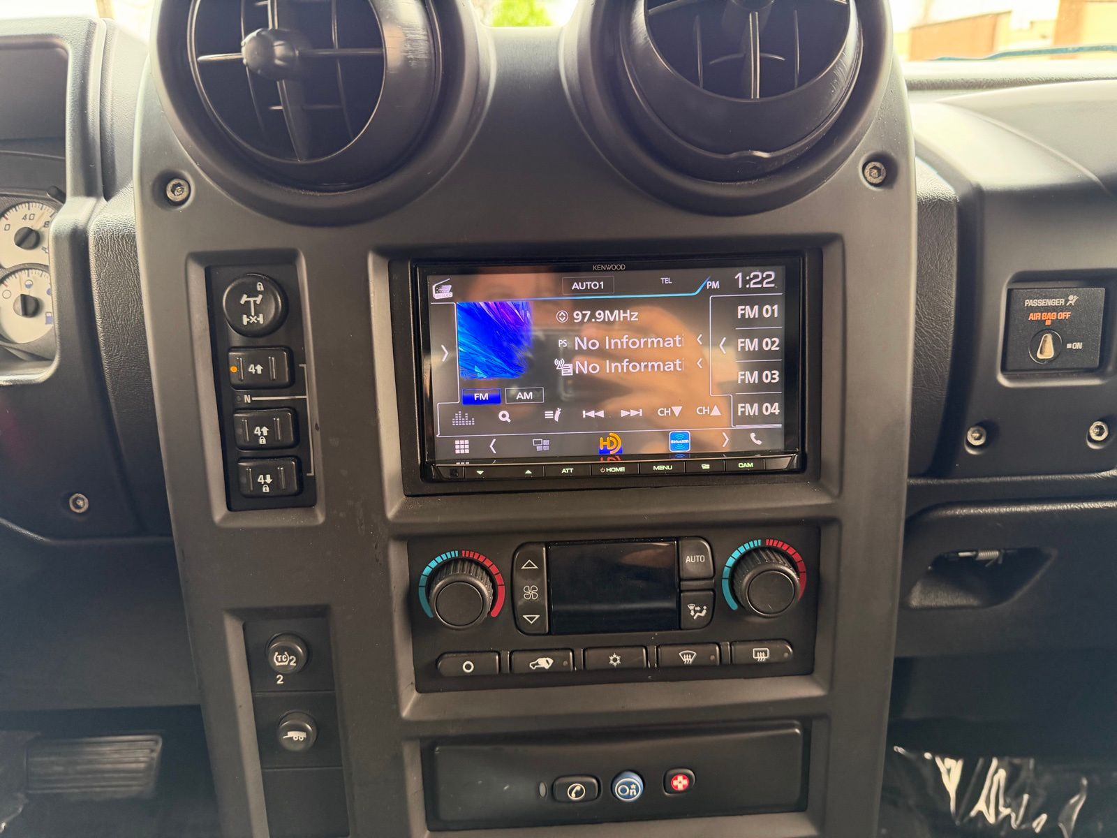 2007 HUMMER H2 SUT thumbnail 16