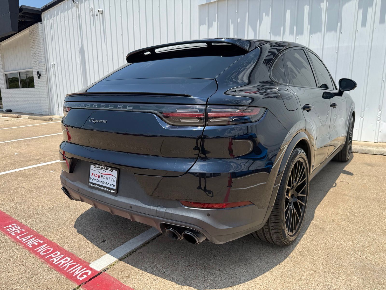 2023 Porsche Cayenne Coup Platinum Edition - Photo 7