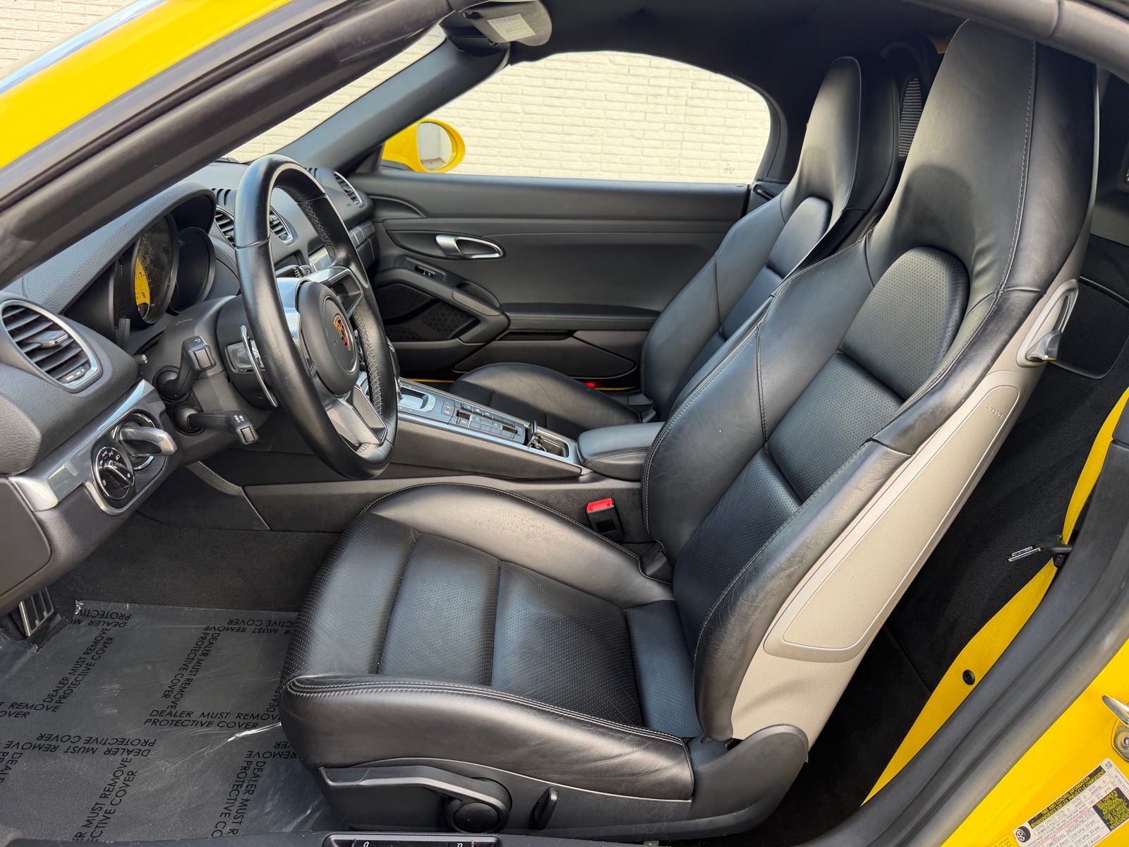 2021 Porsche 718 Boxster thumbnail 21