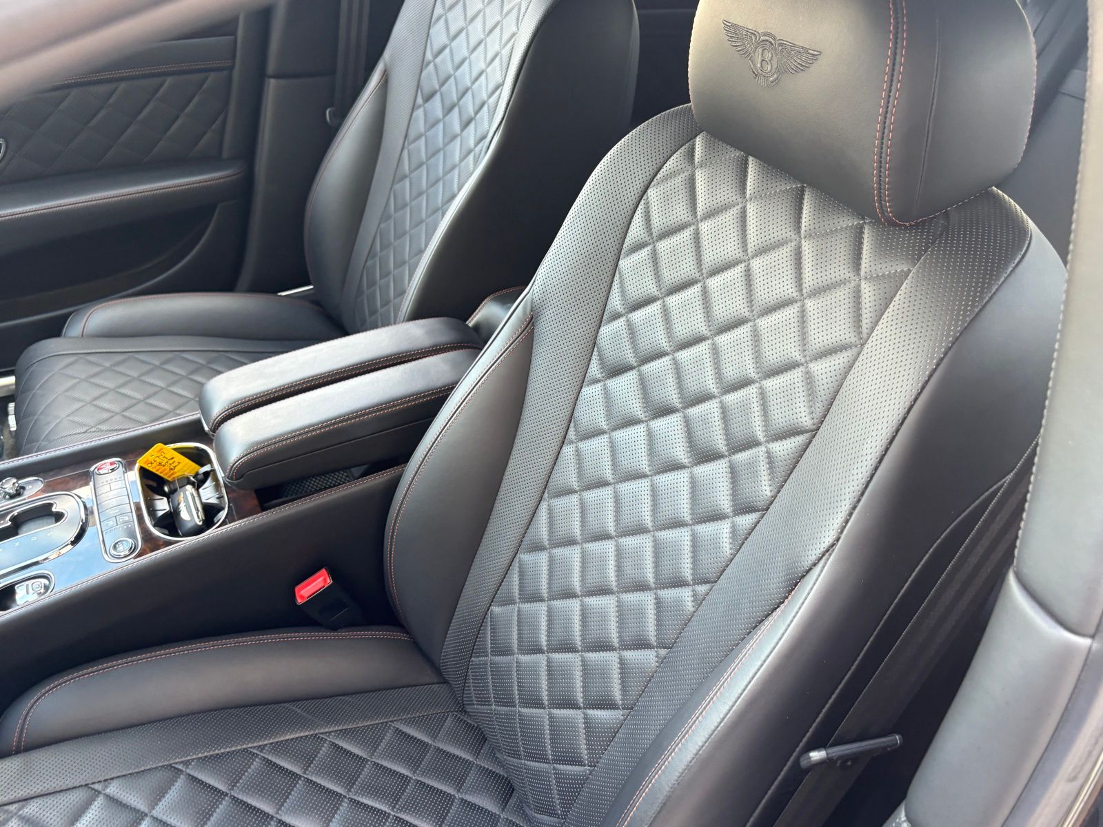 2018 Bentley Flying Spur thumbnail 34