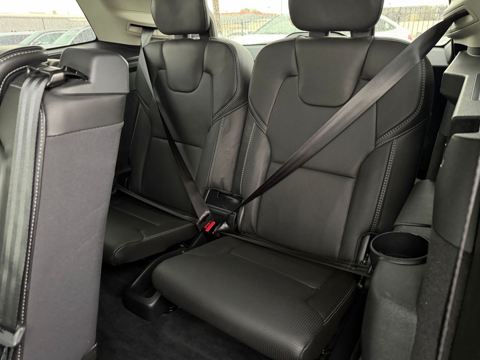 2016 Volvo XC90 thumbnail 22