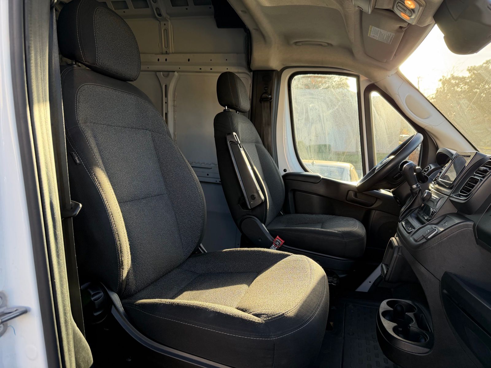 2023 Ram ProMaster 3500 thumbnail 21