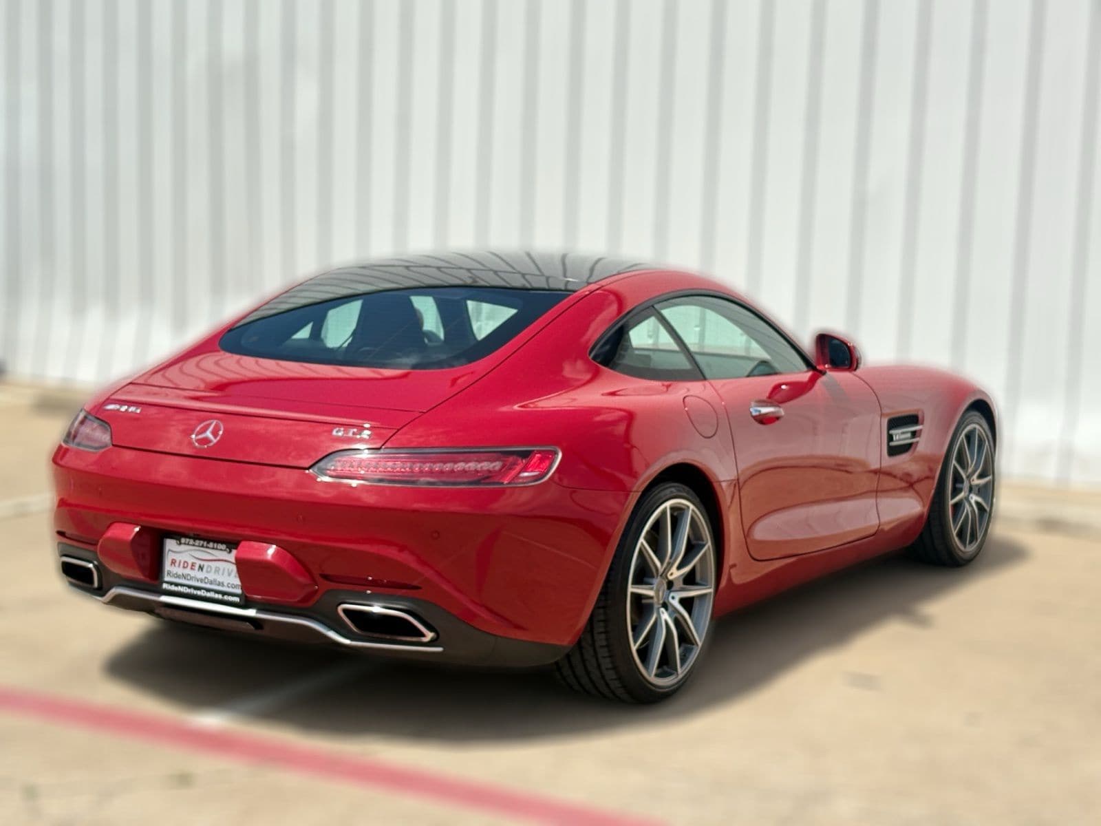 2016 Mercedes-Benz AMG GT S thumbnail 8
