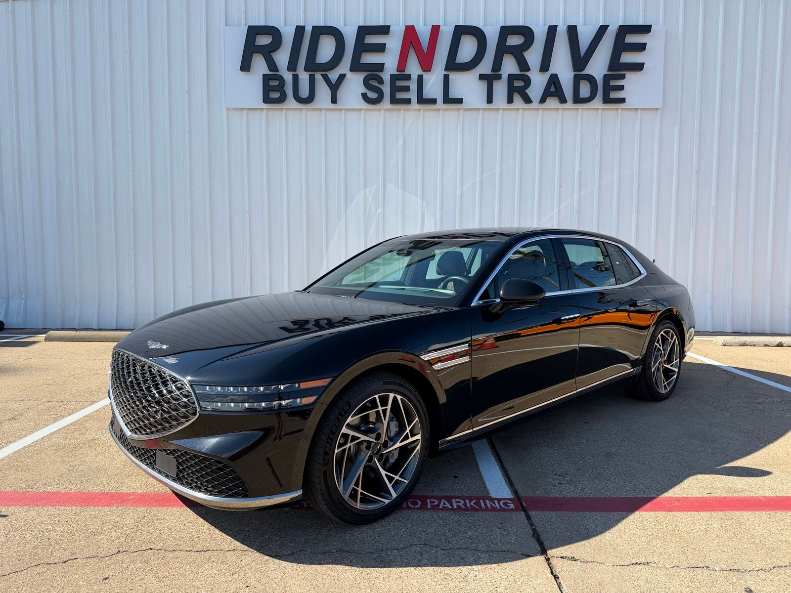 2024 Genesis G90 3.5T Auto AWD's photo