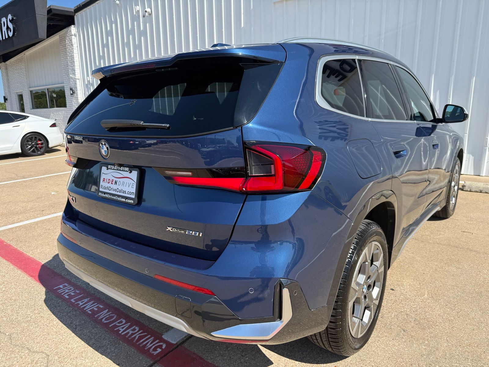 2023 BMW X1 28i - Photo 7