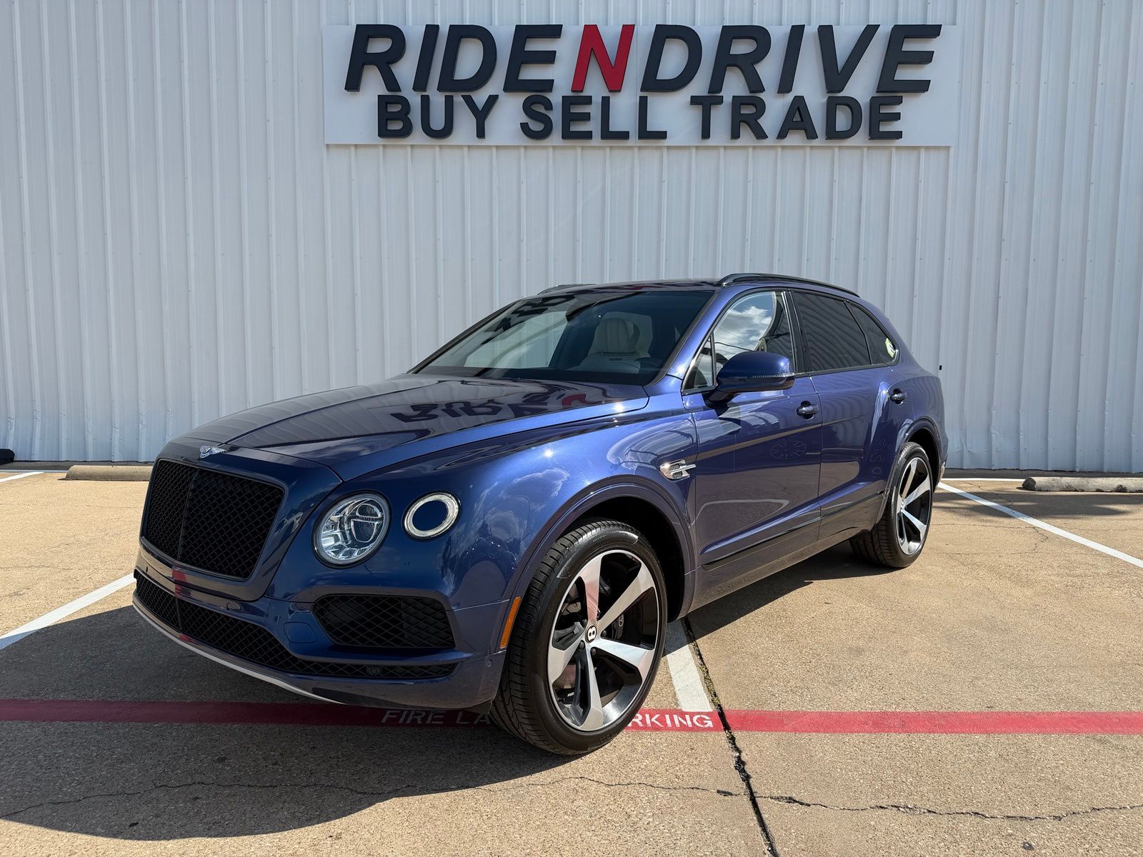 2019 Bentley Bentayga W12's photo