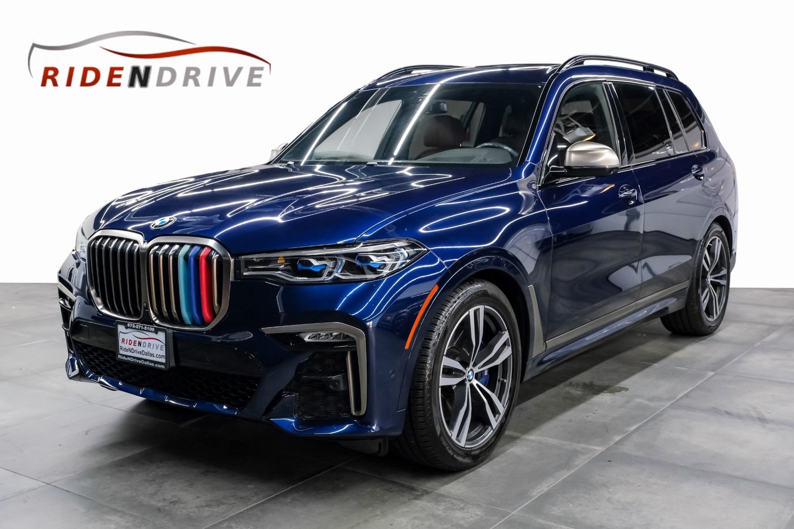 2022 BMW X7 M50i's photo