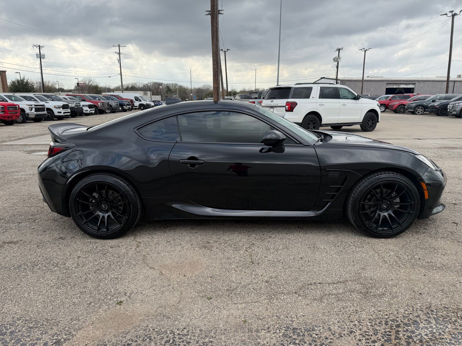 2023 Toyota GR86 thumbnail 9