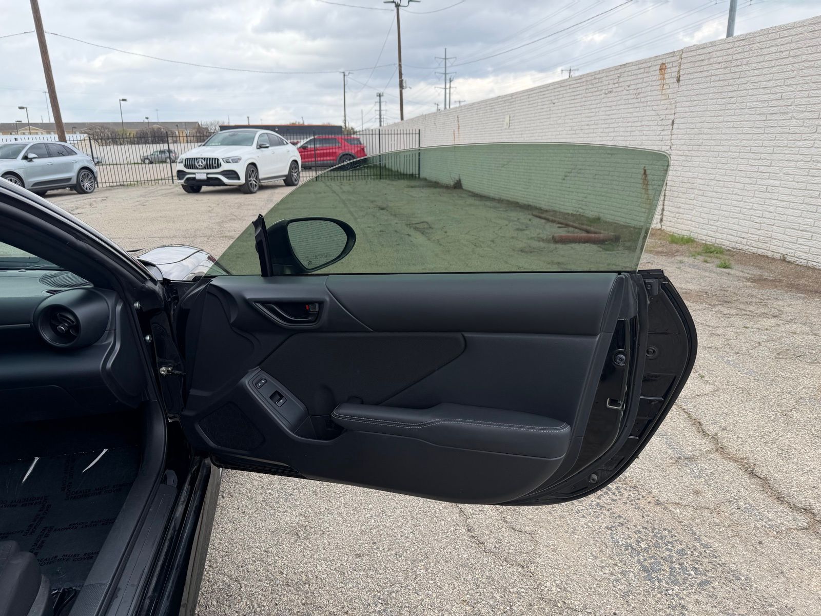 2023 Toyota GR86 thumbnail 26