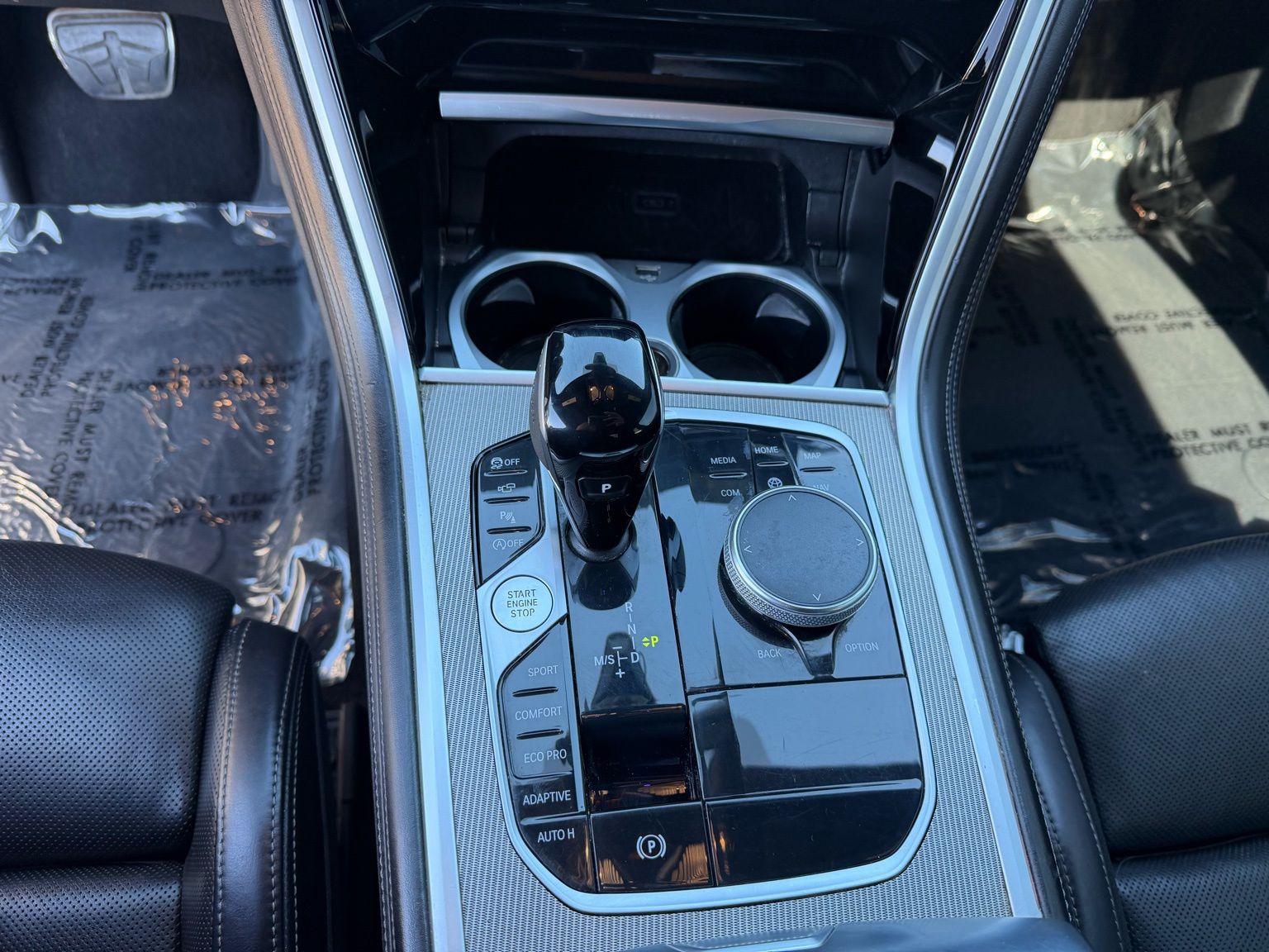 2023 BMW M850i thumbnail 17