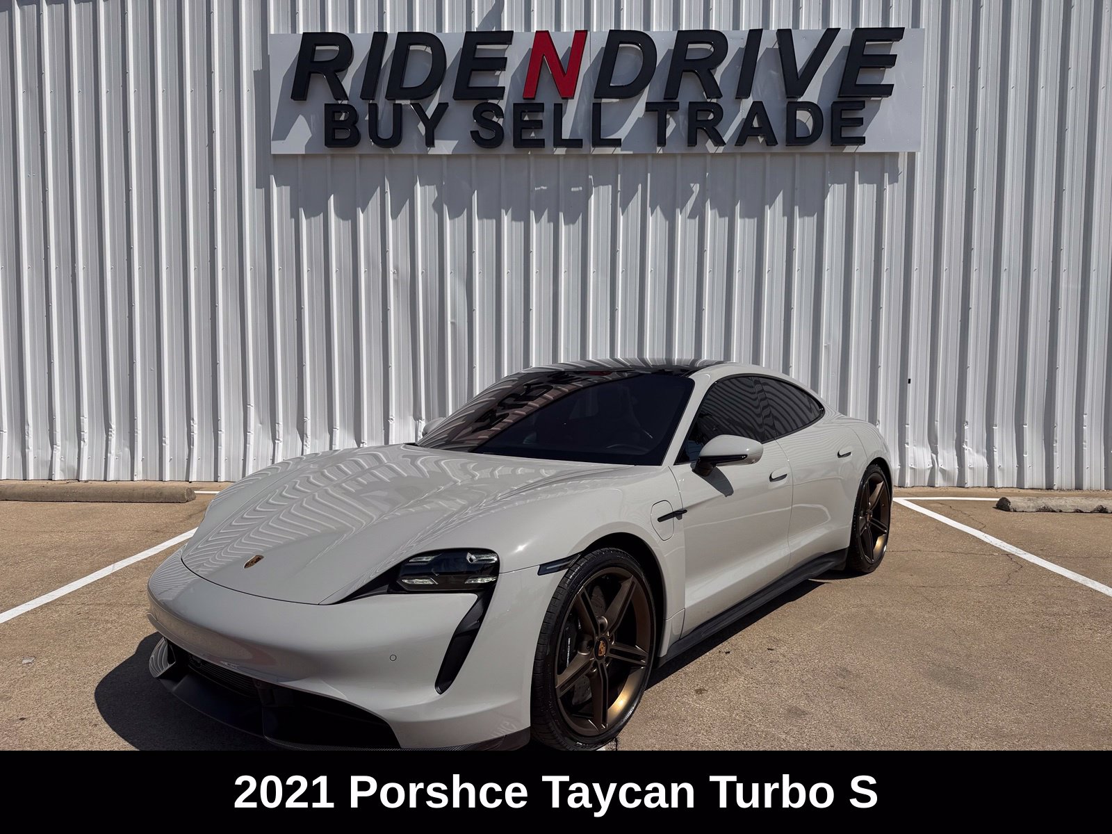 2021 Porsche Taycan Turbo S