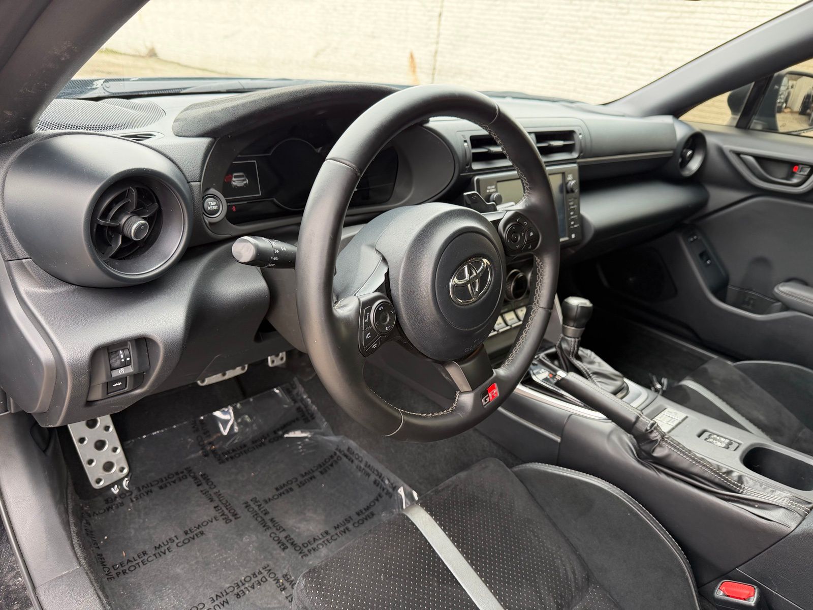 2023 Toyota GR86 thumbnail 18