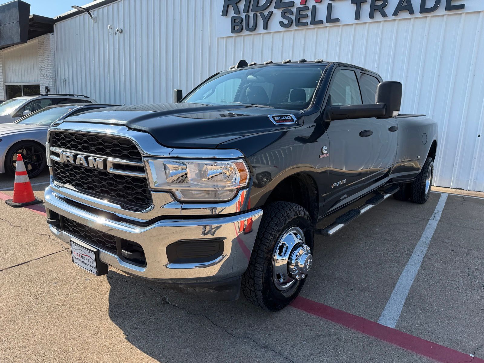 2019 RAM 3500 Tradesman 4X4 Crew Cab LWB's photo