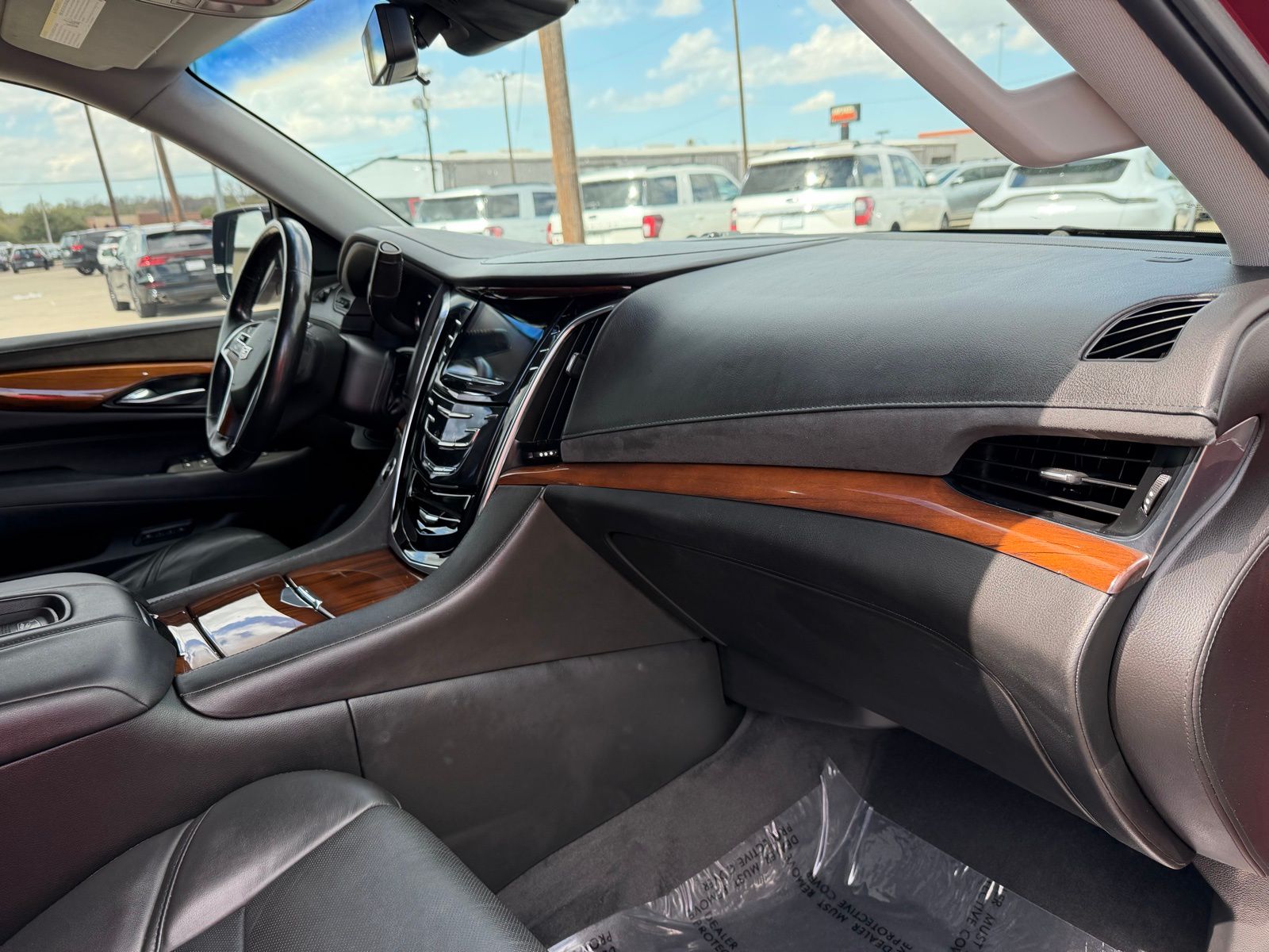 2017 CADILLAC Escalade thumbnail 19