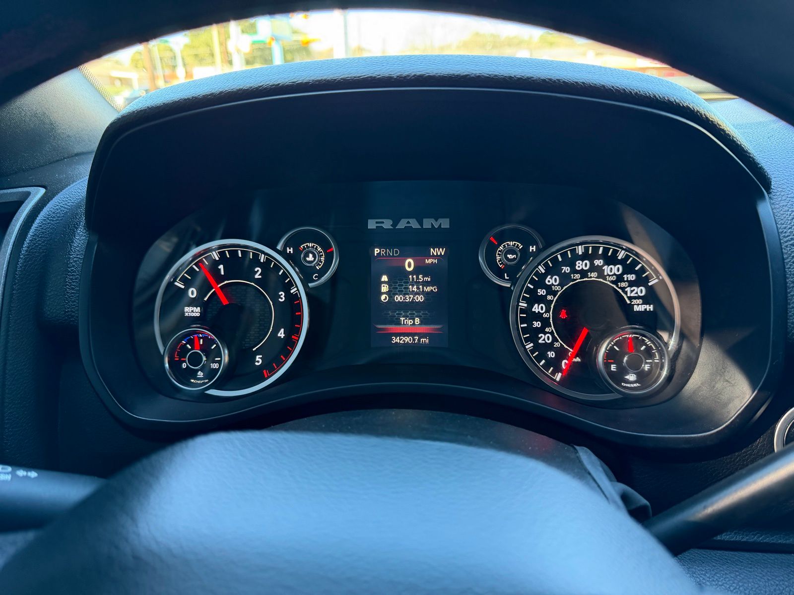 2024 Ram 2500 thumbnail 15