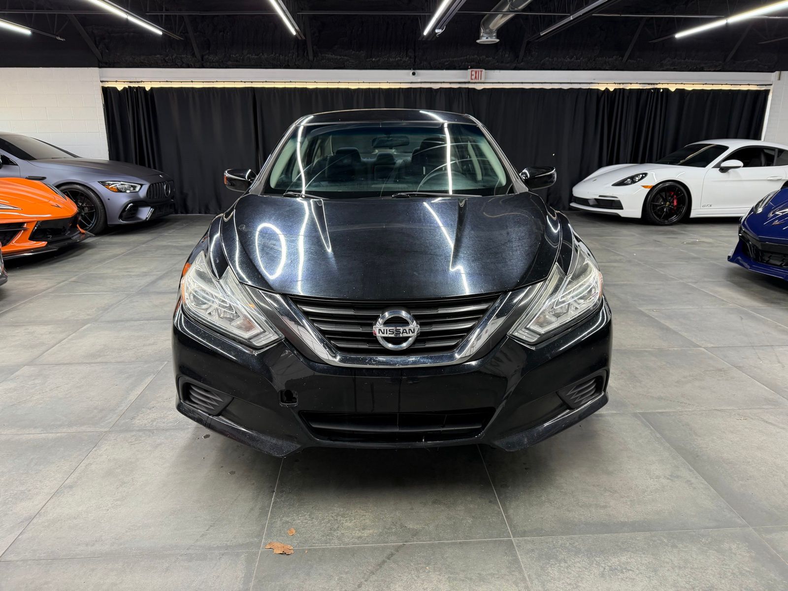 2017 Nissan Altima thumbnail 11