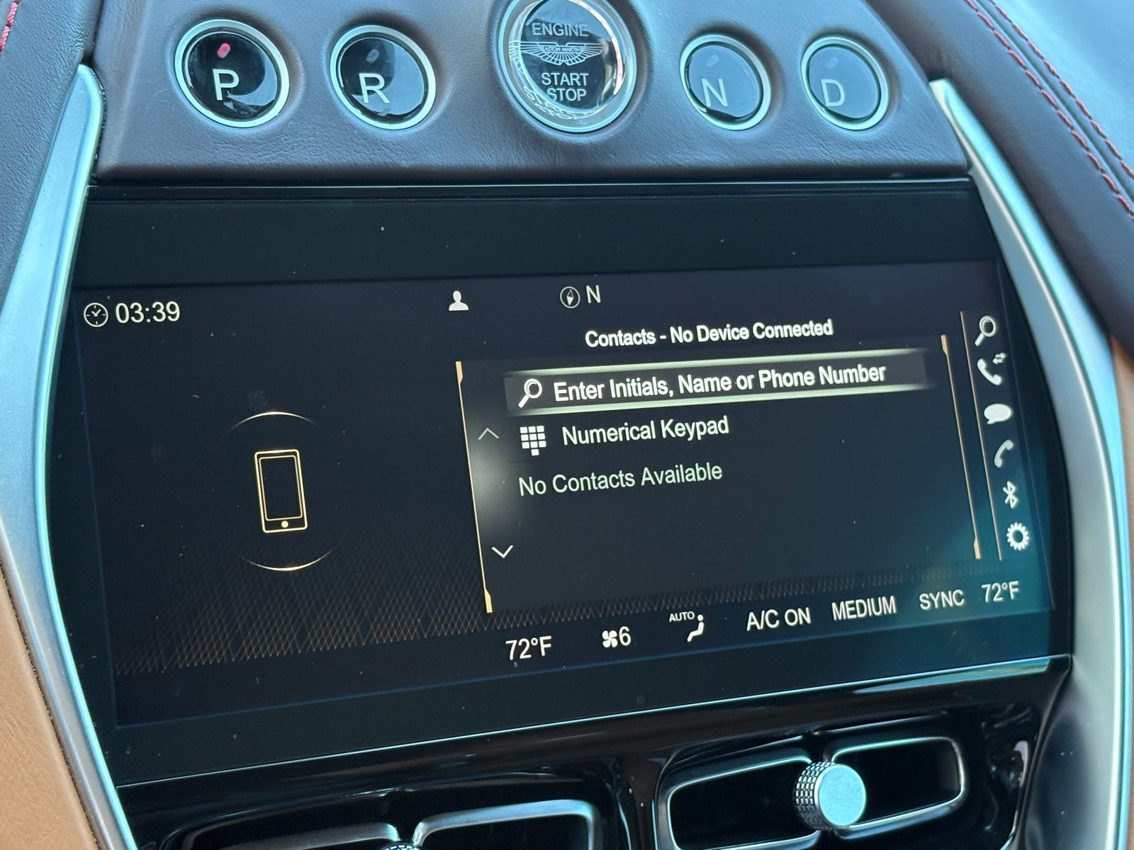 2021 Aston Martin DBX thumbnail 25