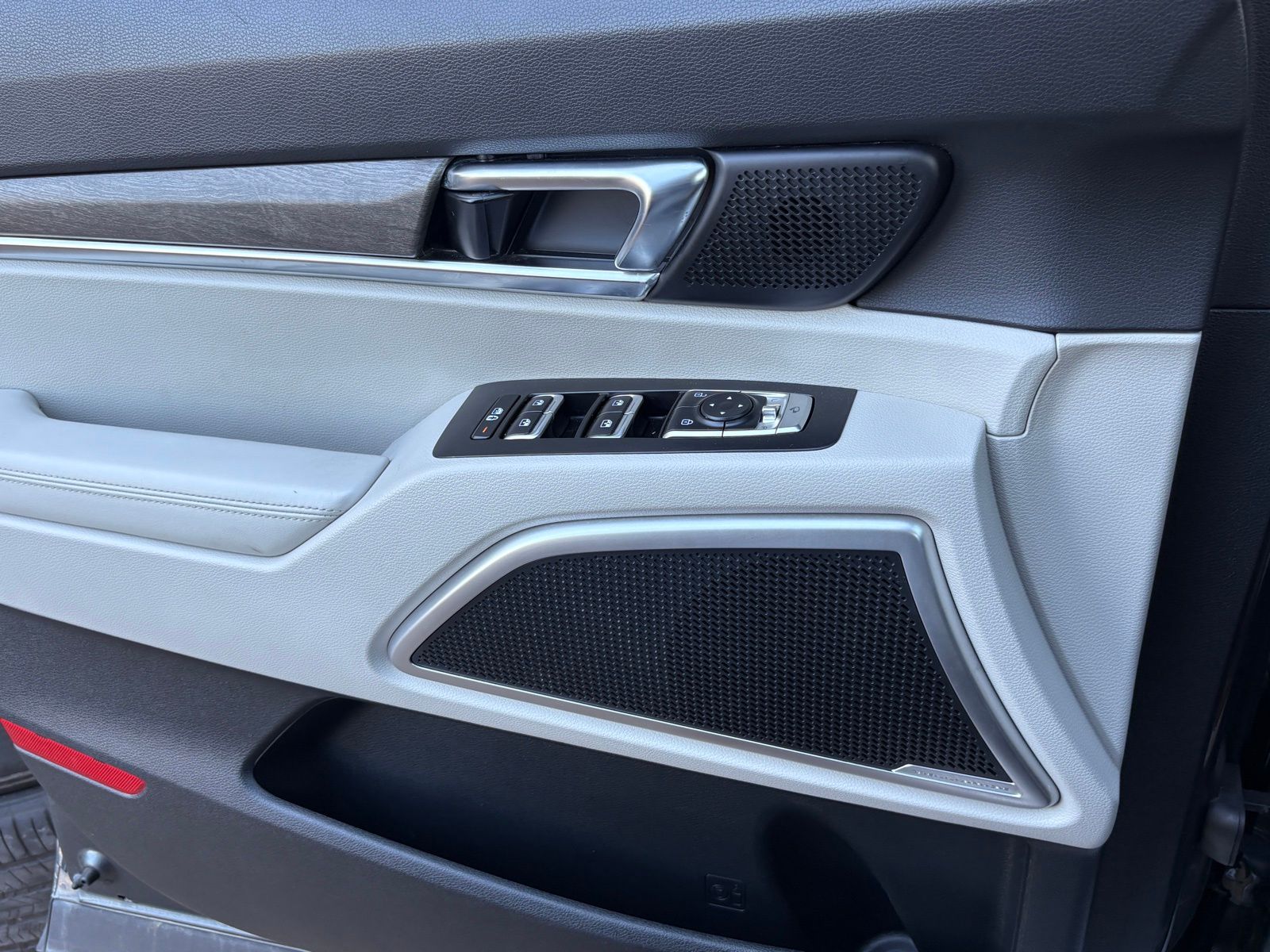 2021 Kia Telluride thumbnail 32