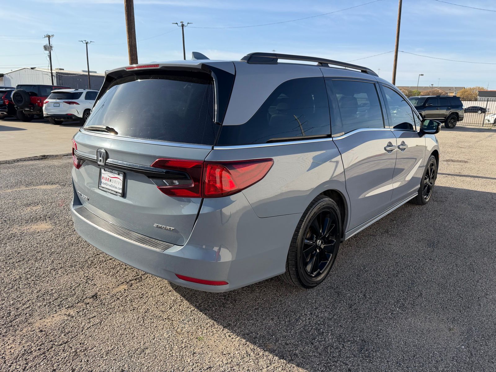 2023 Honda Odyssey thumbnail 8